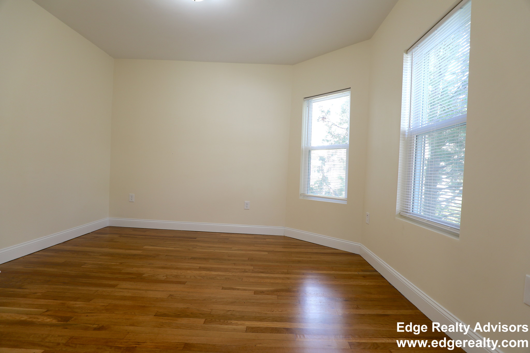 28R Cherry St, Porter Square