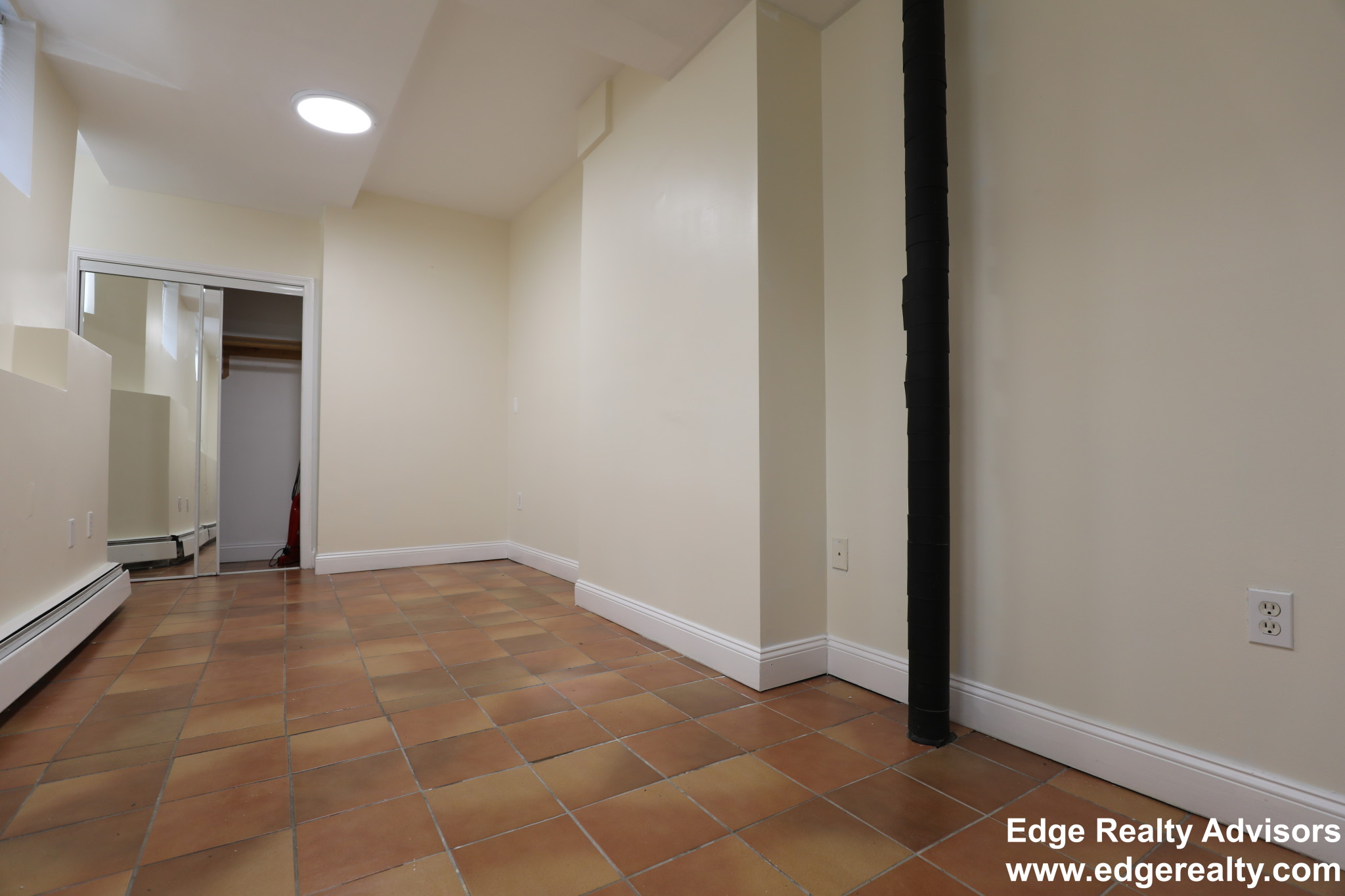 2 bed, 2 bath apartment for rent at 109 Strathmore Rd Unit 3, Brighton — photo 4 of 8