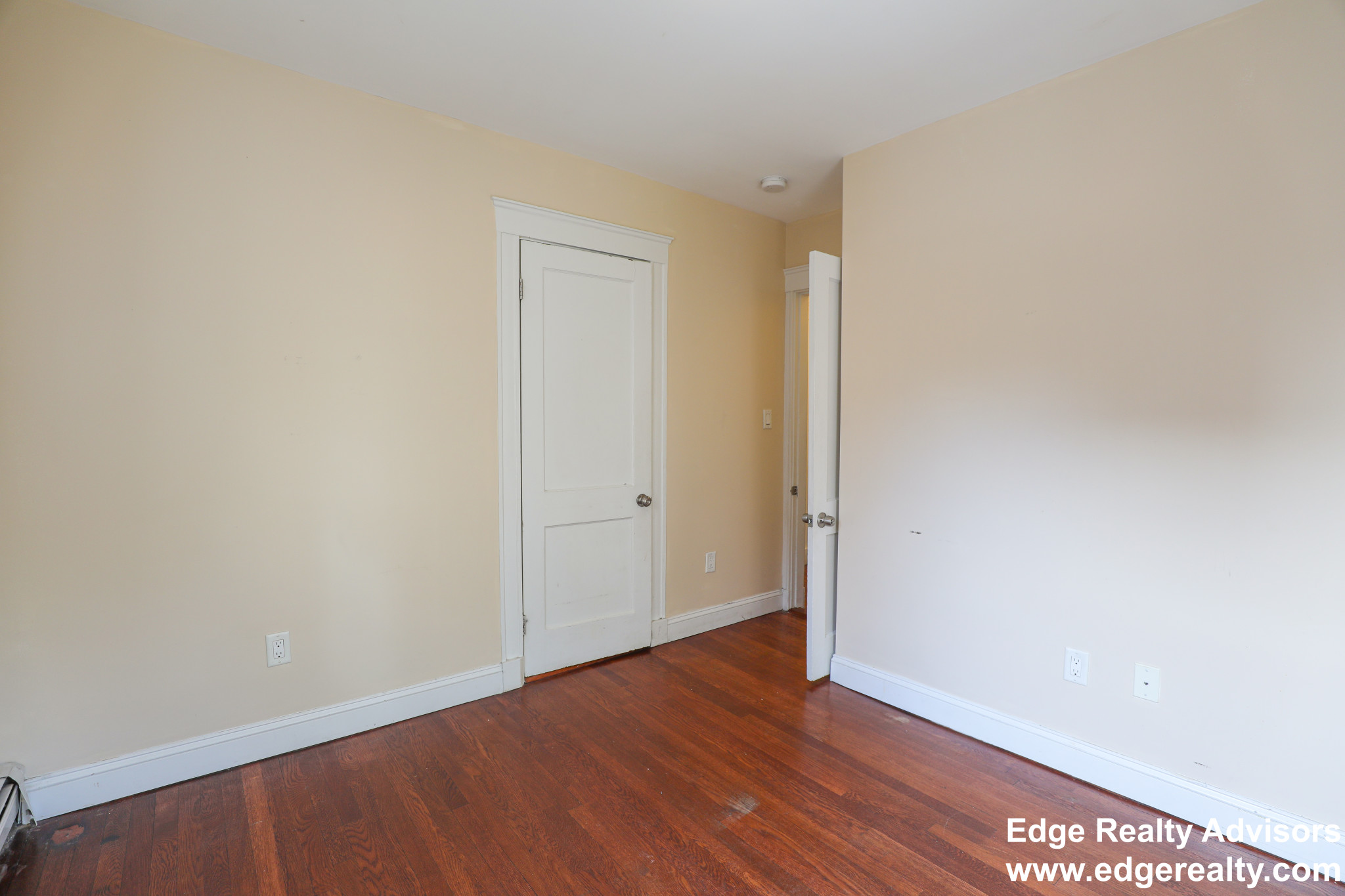 4 bed, 1.5 bath apartment for rent at 21 Claymoss Rd Unit 3, Brighton — photo 10 of 15