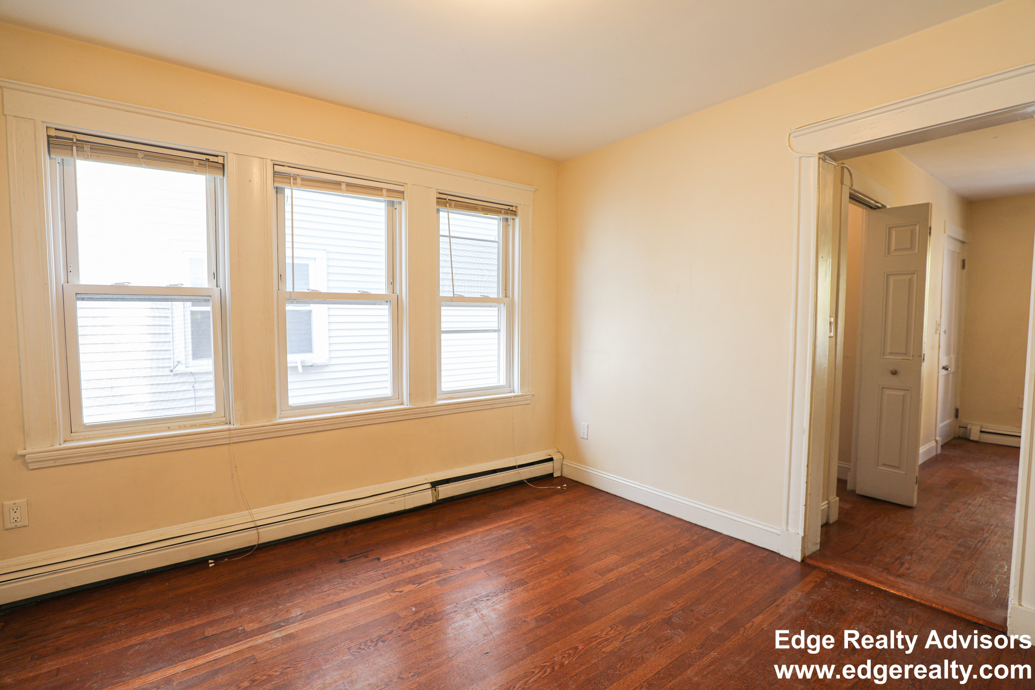 4 bed, 1.5 bath apartment for rent at 21 Claymoss Rd Unit 3, Brighton — photo 3 of 15