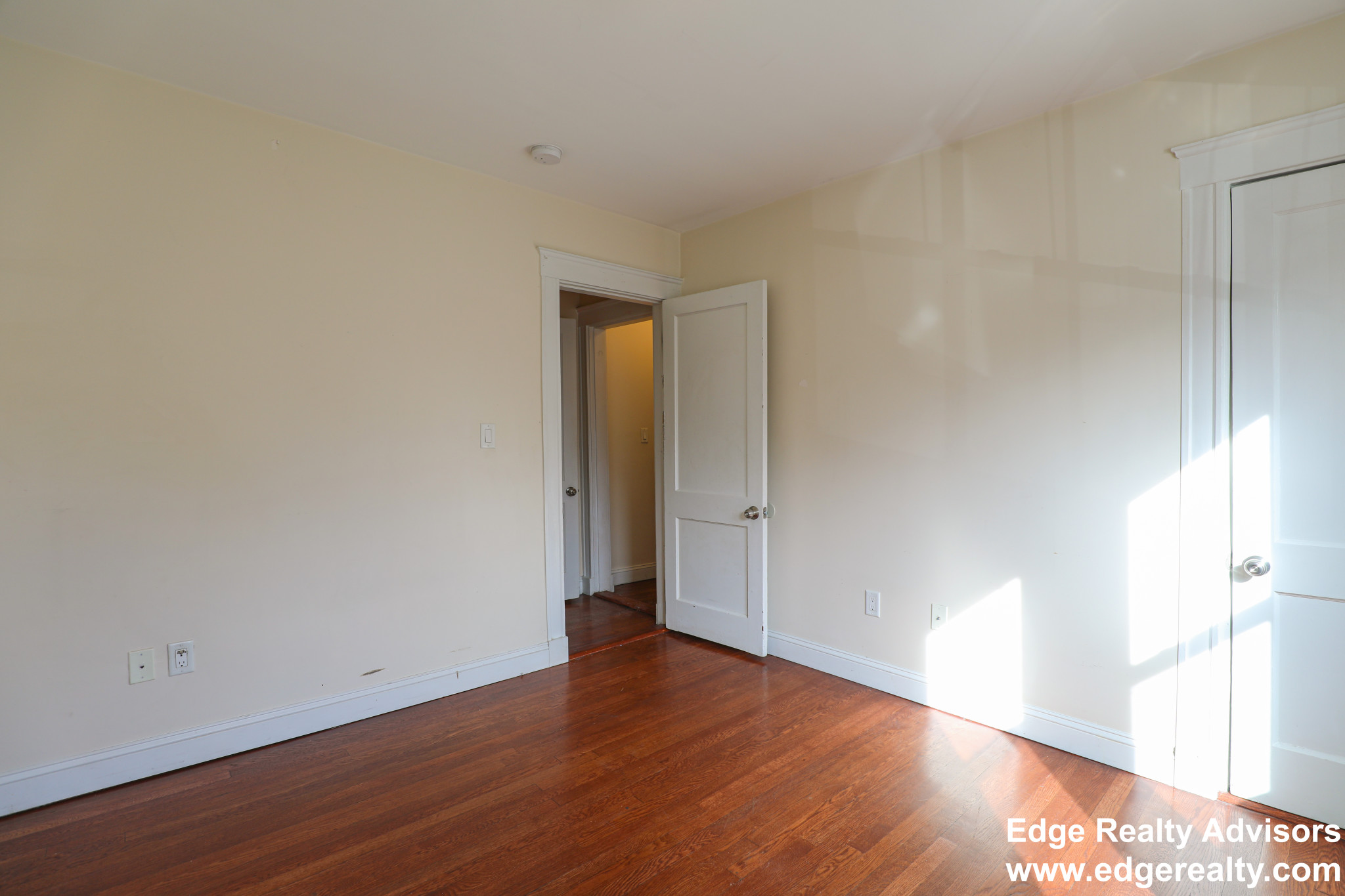 4 bed, 1.5 bath apartment for rent at 21 Claymoss Rd Unit 3, Brighton — photo 7 of 15