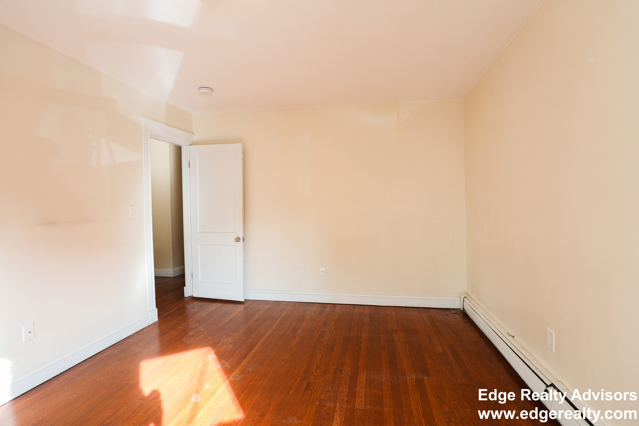 4 bed, 1.5 bath apartment for rent at 21 Claymoss Rd Unit 3, Brighton — photo 5 of 15
