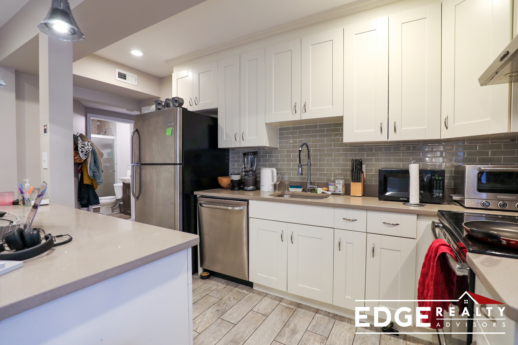 77 Linden St, Allston