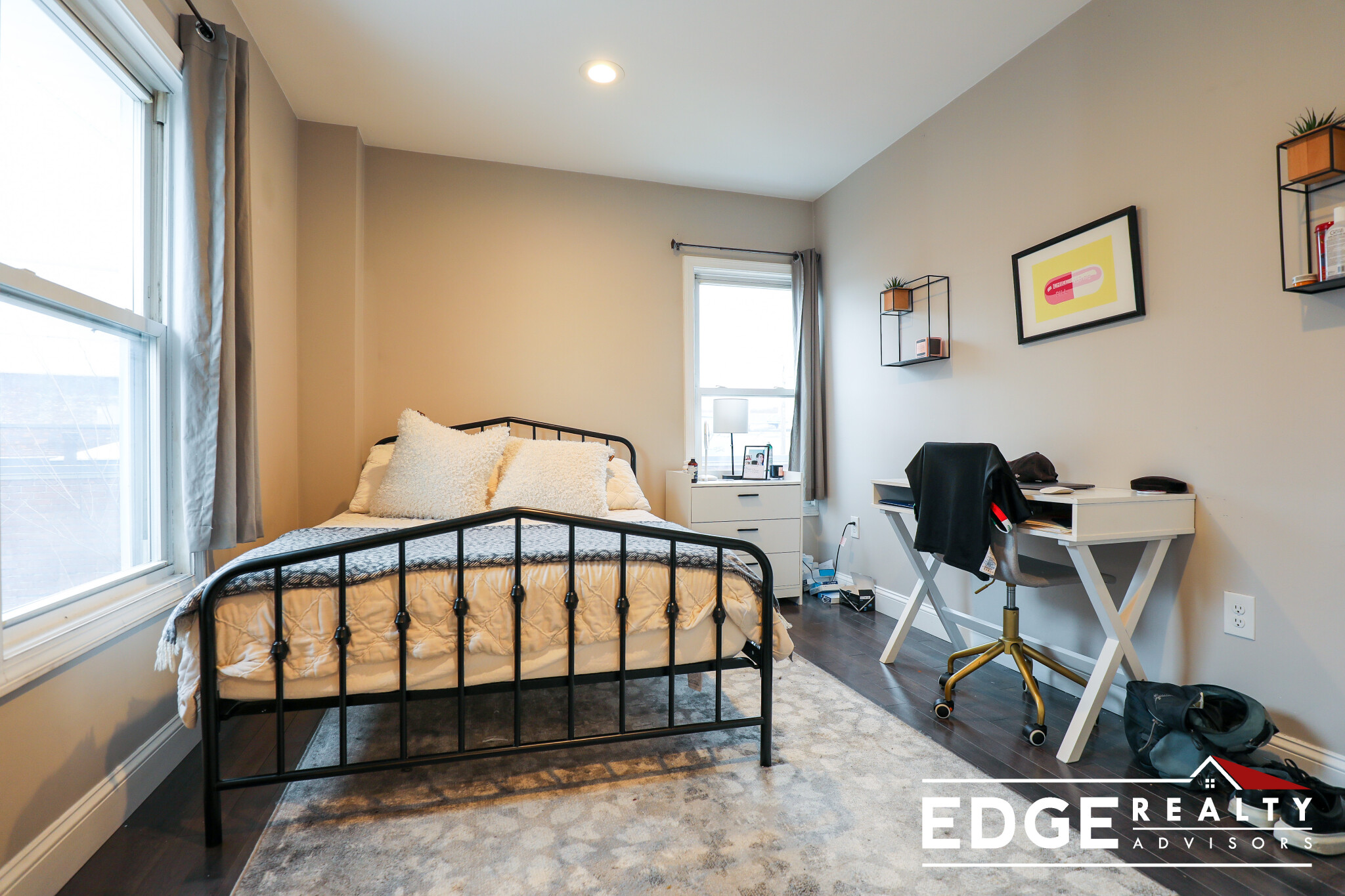 77 Linden St, Allston