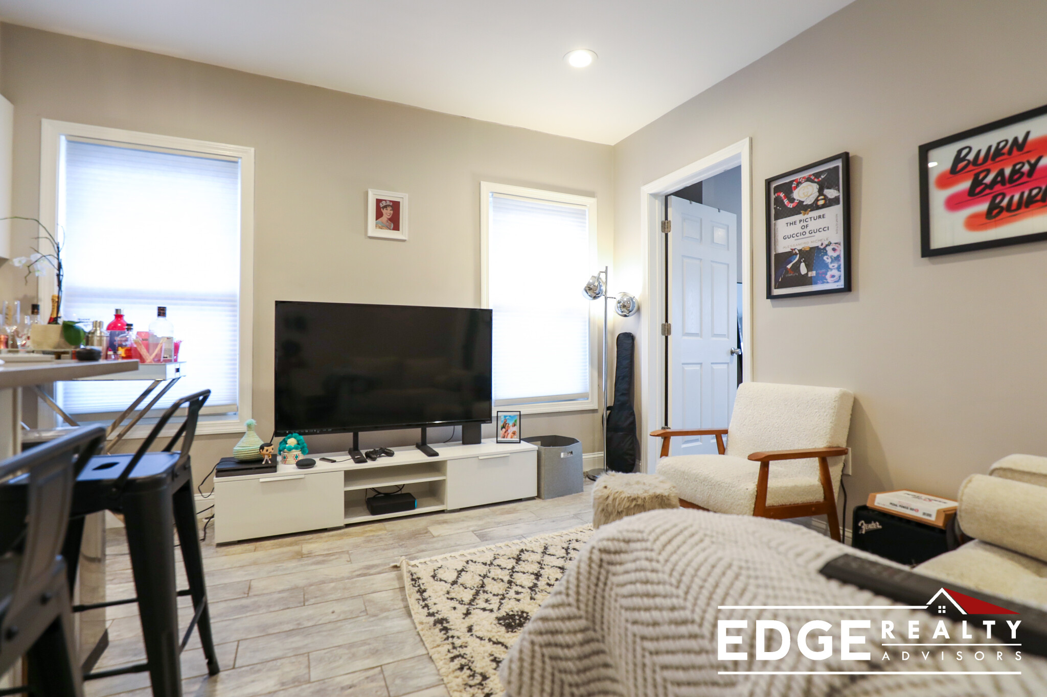 77 Linden St, Allston