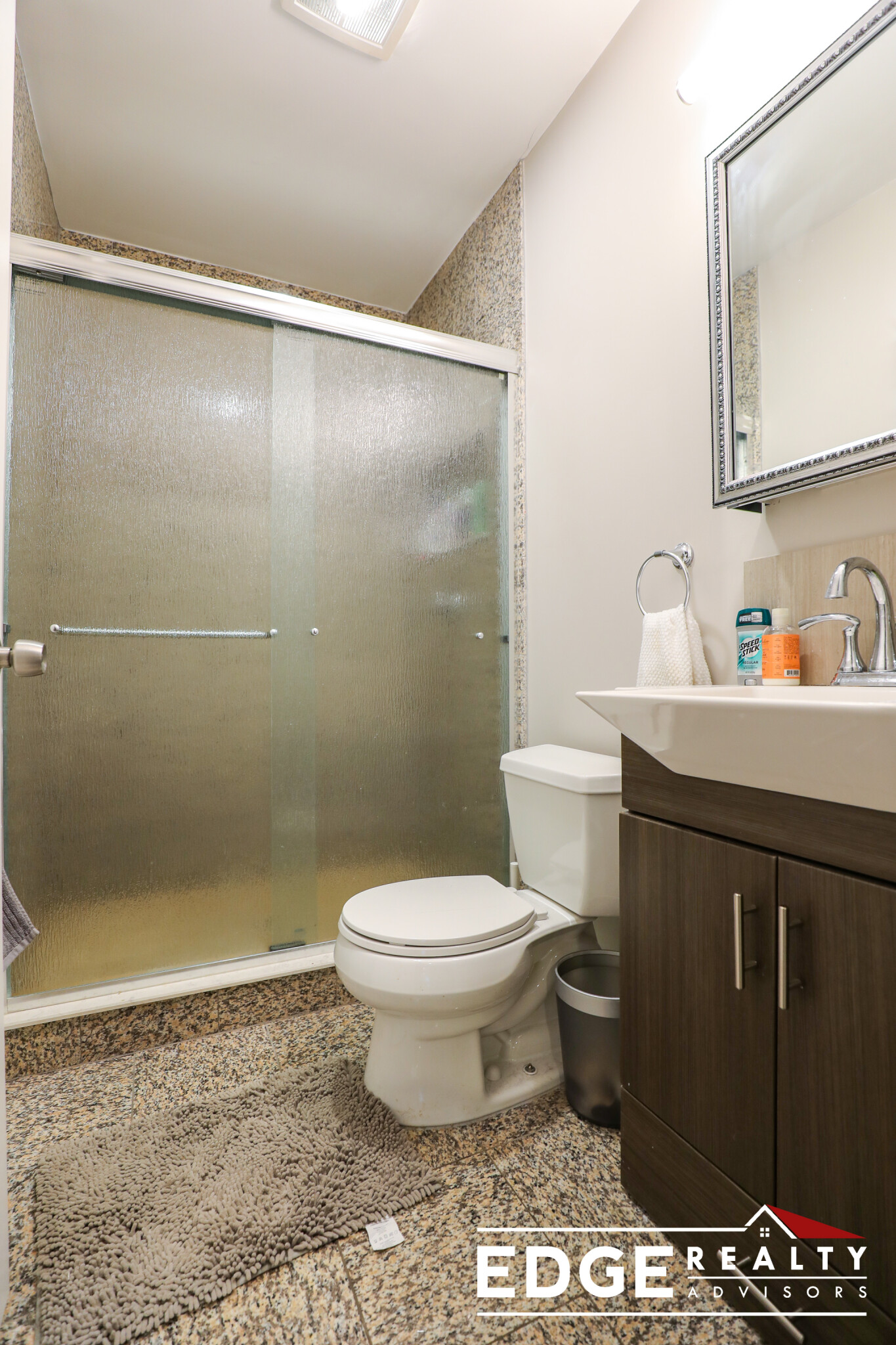 77 Linden St, Allston