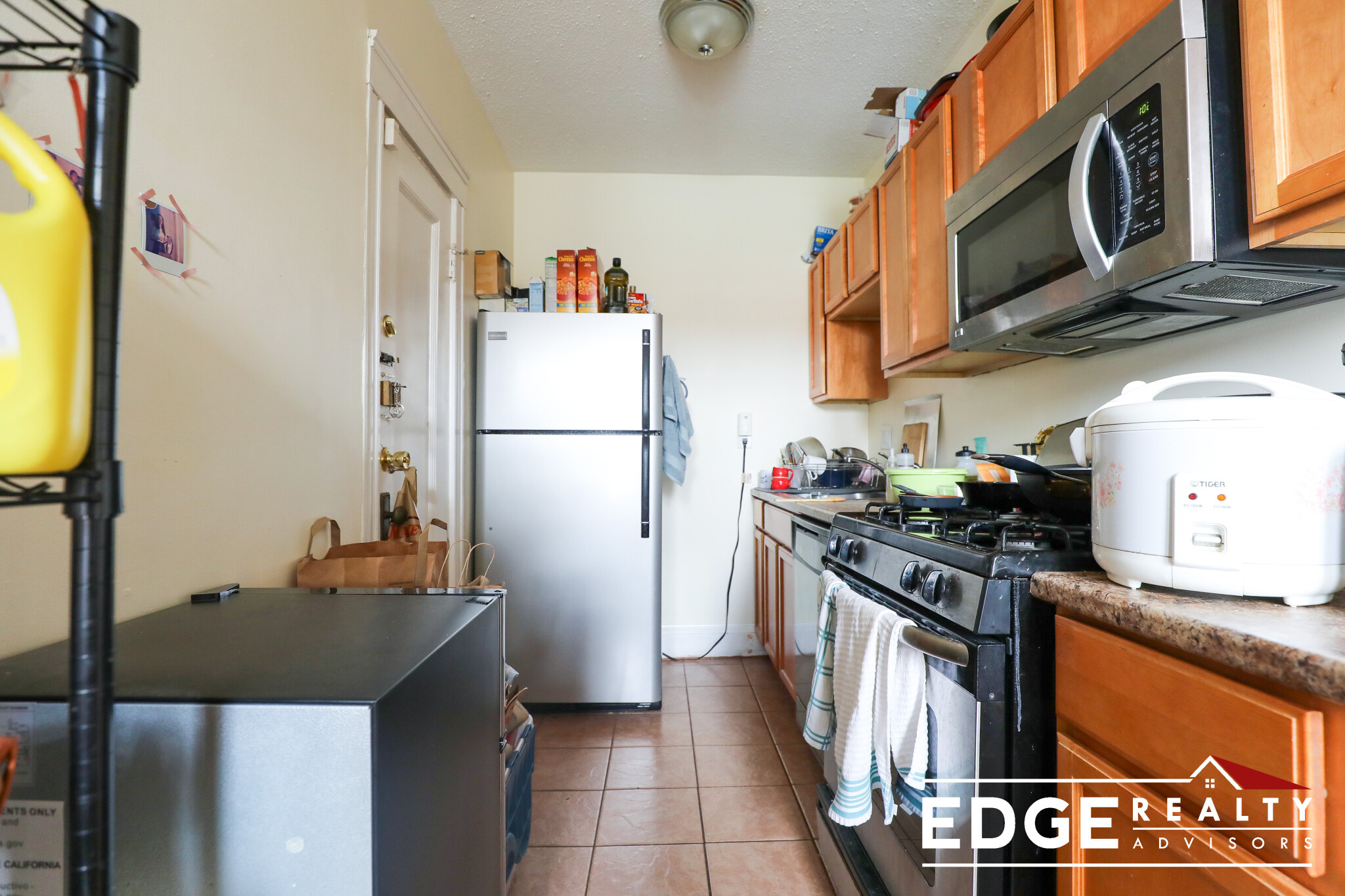 3 bed, 1 bath apartment for rent at 50 Chester St Unit 7, Allston — photo 1 of 6