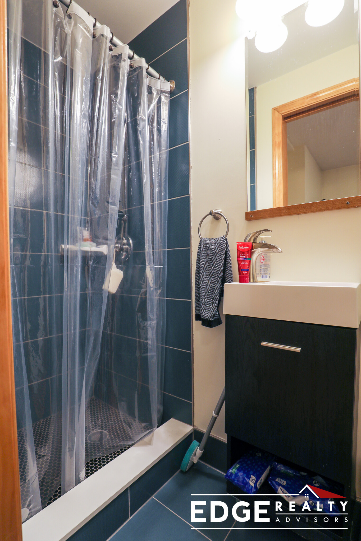 3 bed, 4+ bath apartment for rent at 39 Henshaw St Unit 1, Brighton — photo 16 of 16