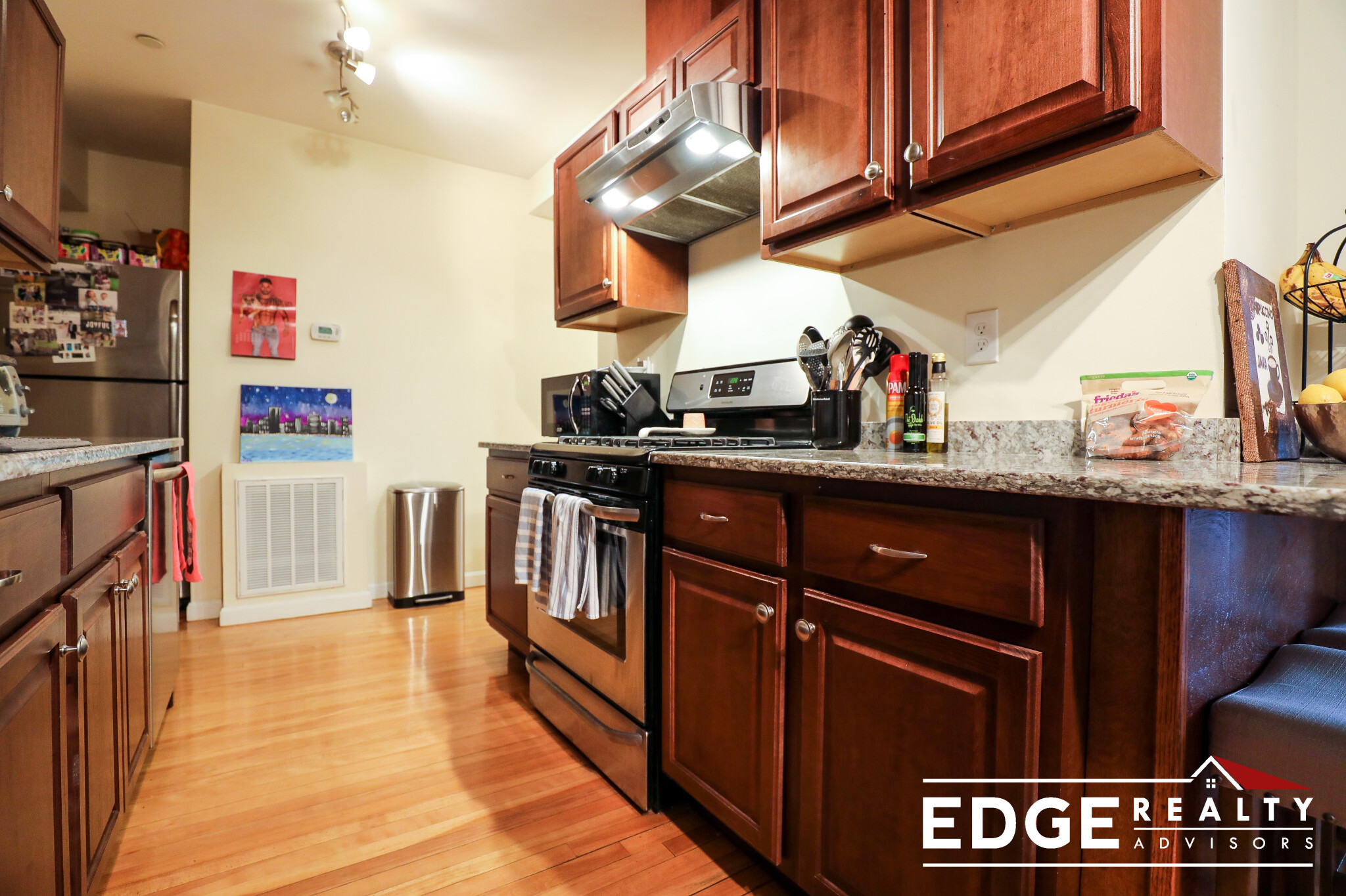 3 bed, 4+ bath apartment for rent at 39 Henshaw St Unit 1, Brighton — photo 5 of 16
