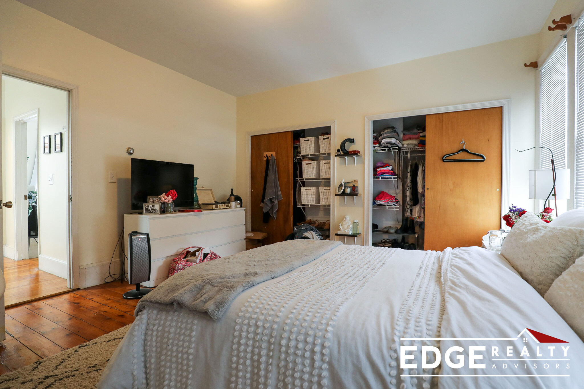 4 bed, 2 bath apartment for rent at 8 Woodmont St, Brighton — photo 9 of 14