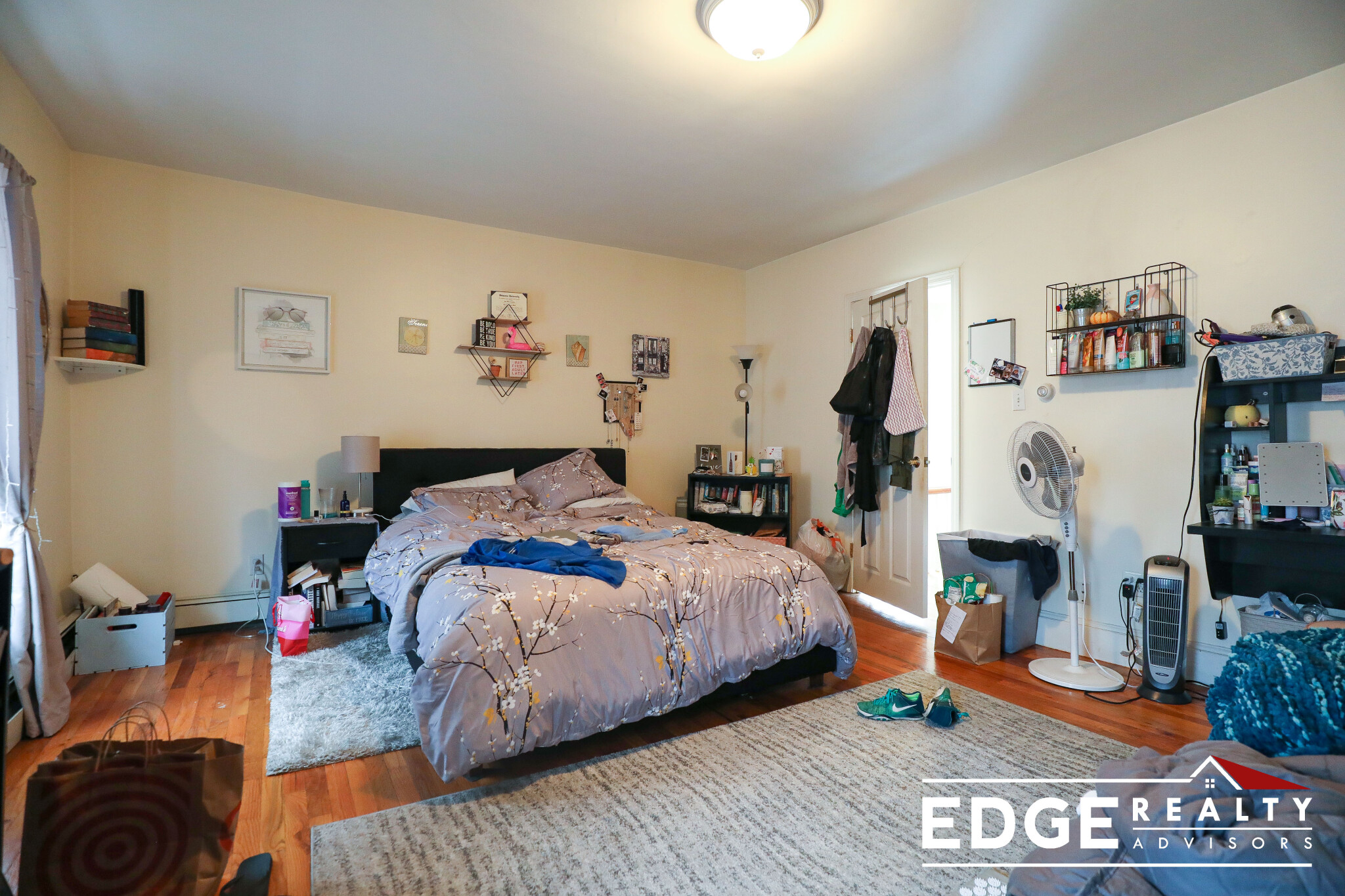 4 bed, 2 bath apartment for rent at 8 Woodmont St, Brighton — photo 14 of 14