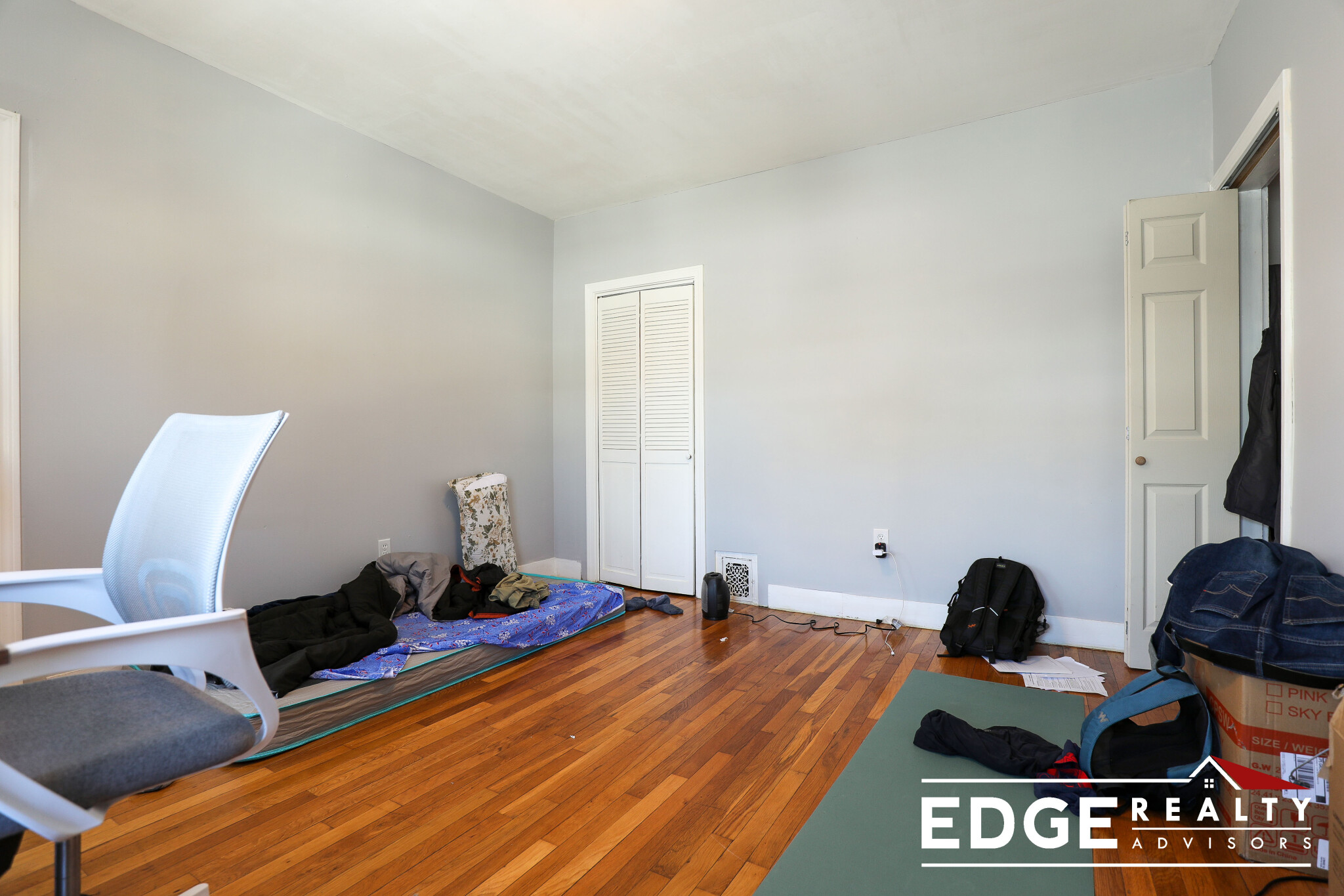 68 Cushing St, Waltham