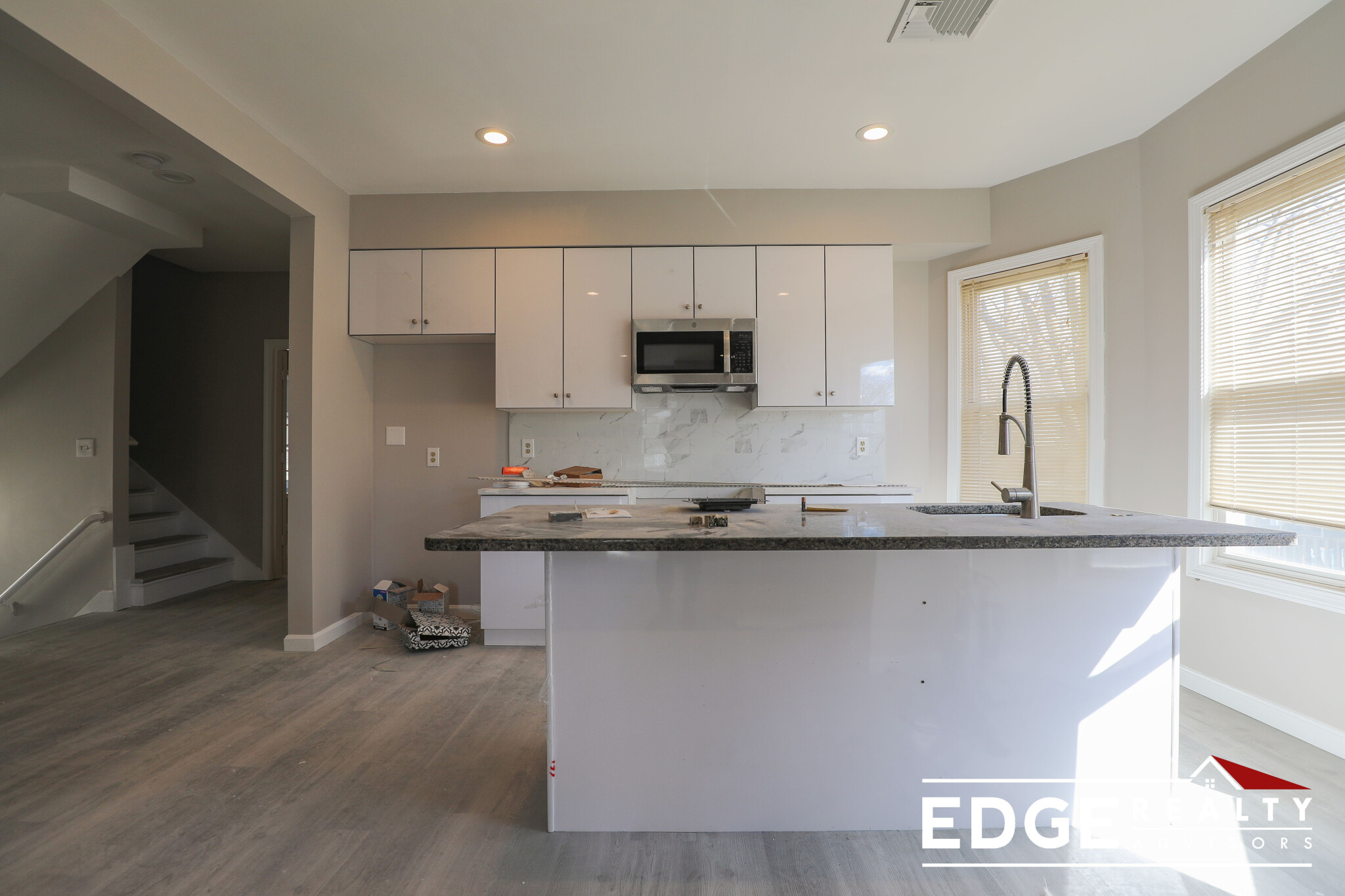 5 bed, 3 bath apartment for rent at 44 Long Ave Unit 2, Allston — photo 2 of 11