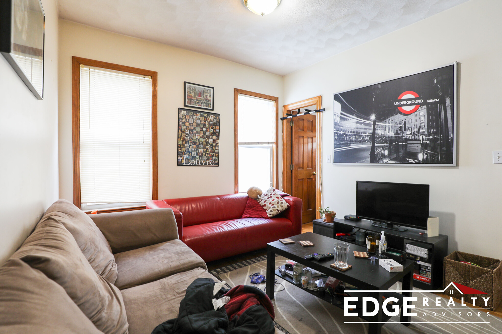 3 bed, 1.5 bath apartment for rent at 164 Kelton St Unit 3, Allston — photo 2 of 7