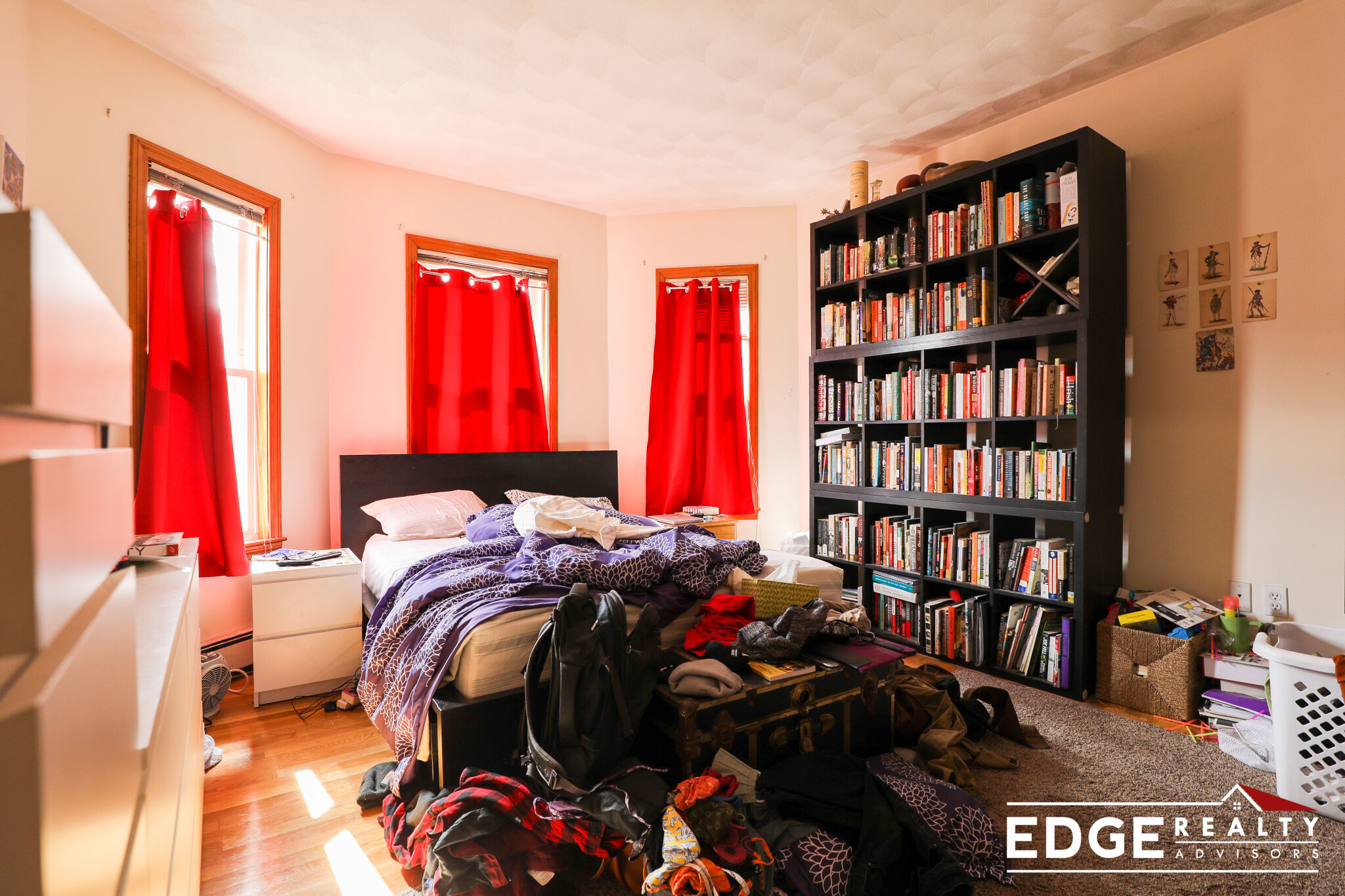 3 bed, 1.5 bath apartment for rent at 164 Kelton St Unit 3, Allston — photo 6 of 7