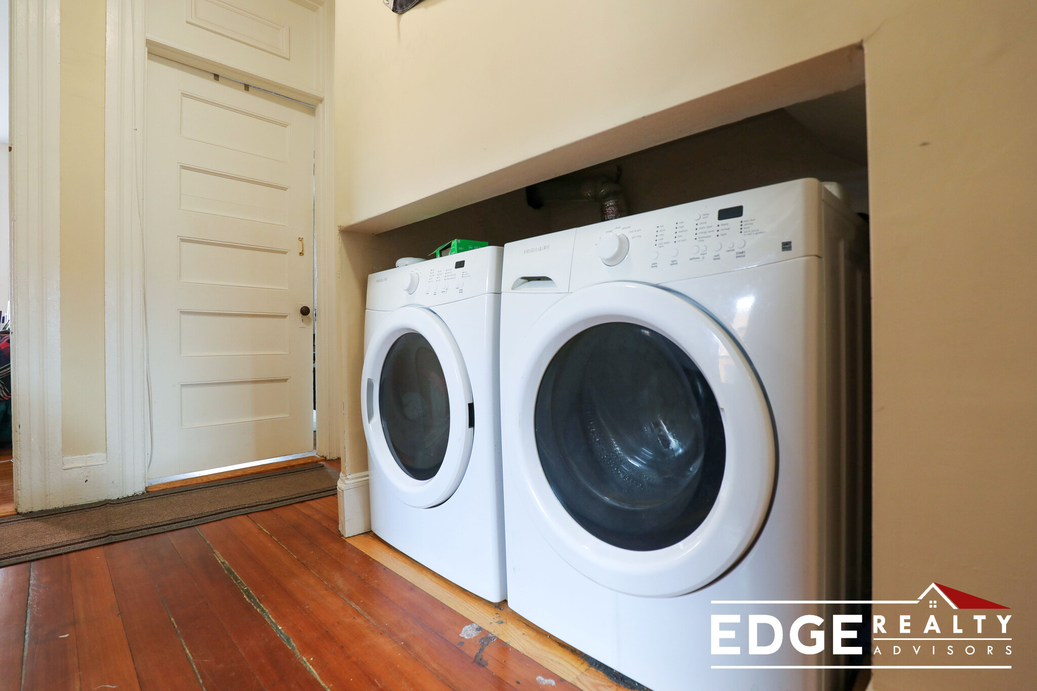 4 bed, 2 bath apartment for rent at 338 Washington St Unit 1, Brighton — photo 6 of 11