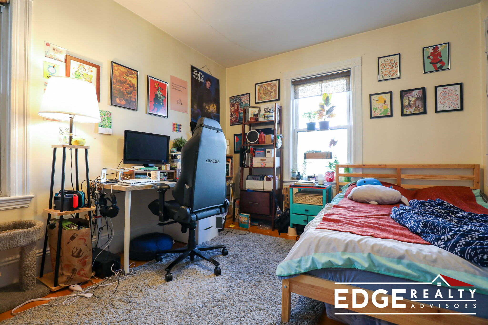 4 bed, 2 bath apartment for rent at 327 Faneuil St Unit 3, Brighton — photo 4 of 9