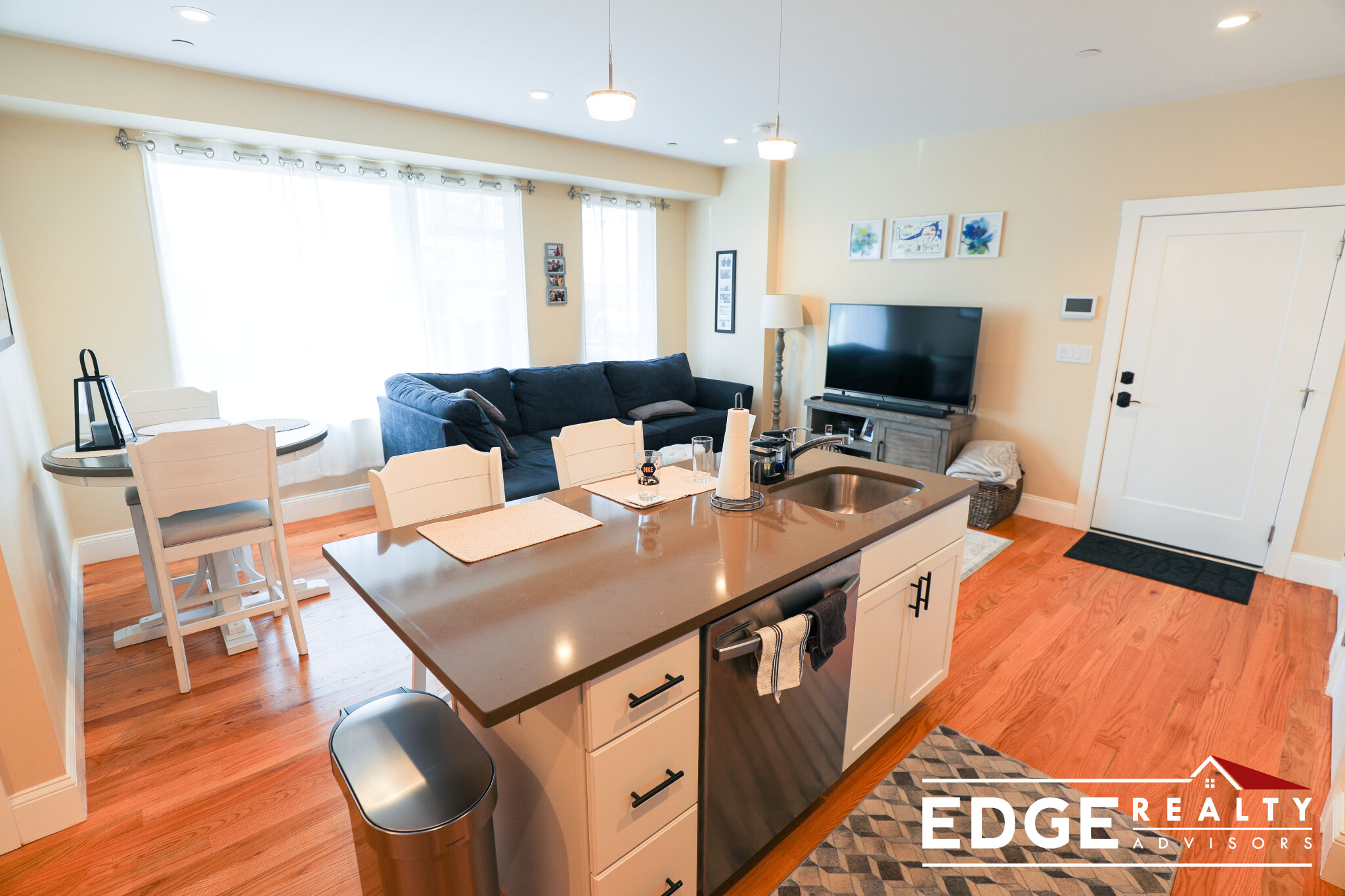 2 bed, 2 bath apartment for rent at 19 Glencoe St Unit 101, Brighton — photo 5 of 8