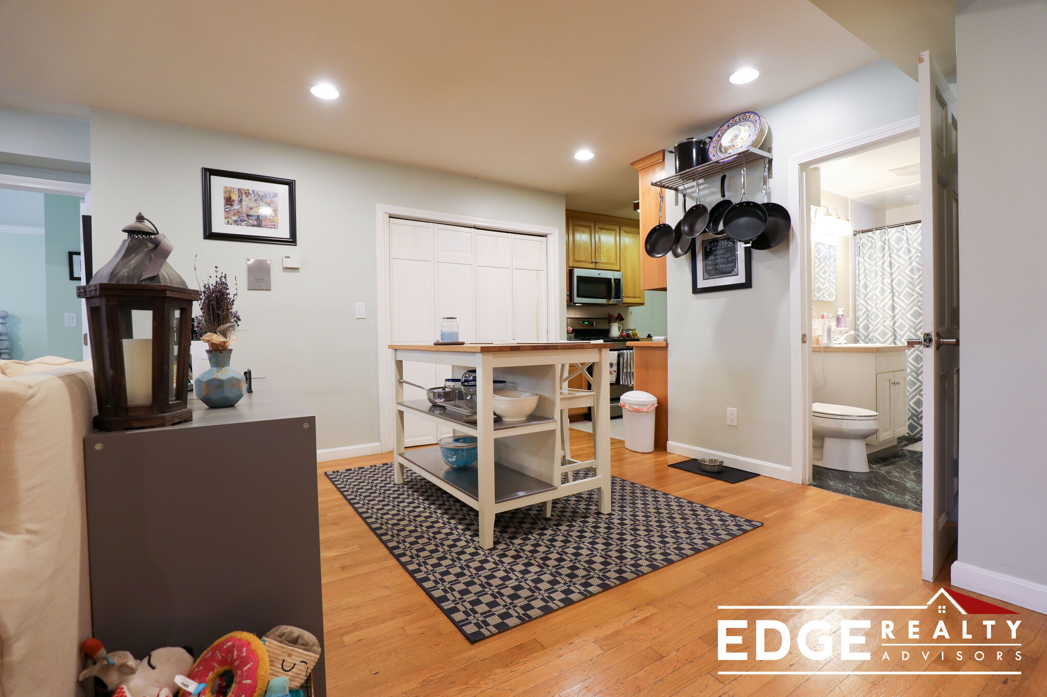 17 Strathmore Rd, Brighton