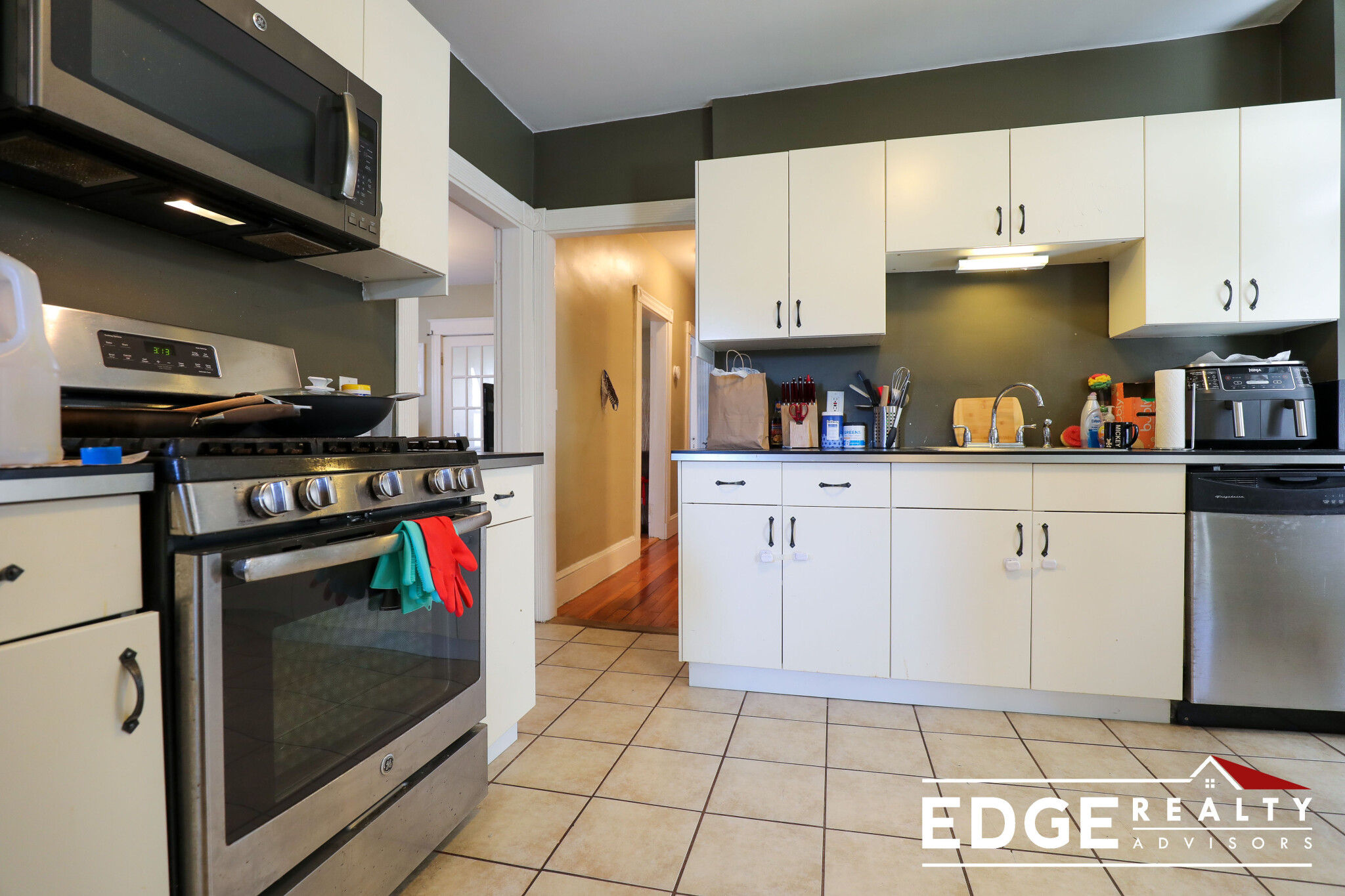 2 bed, 1 bath apartment for rent at 15 Hallam St Unit 2, Dorchester — photo 6 of 11