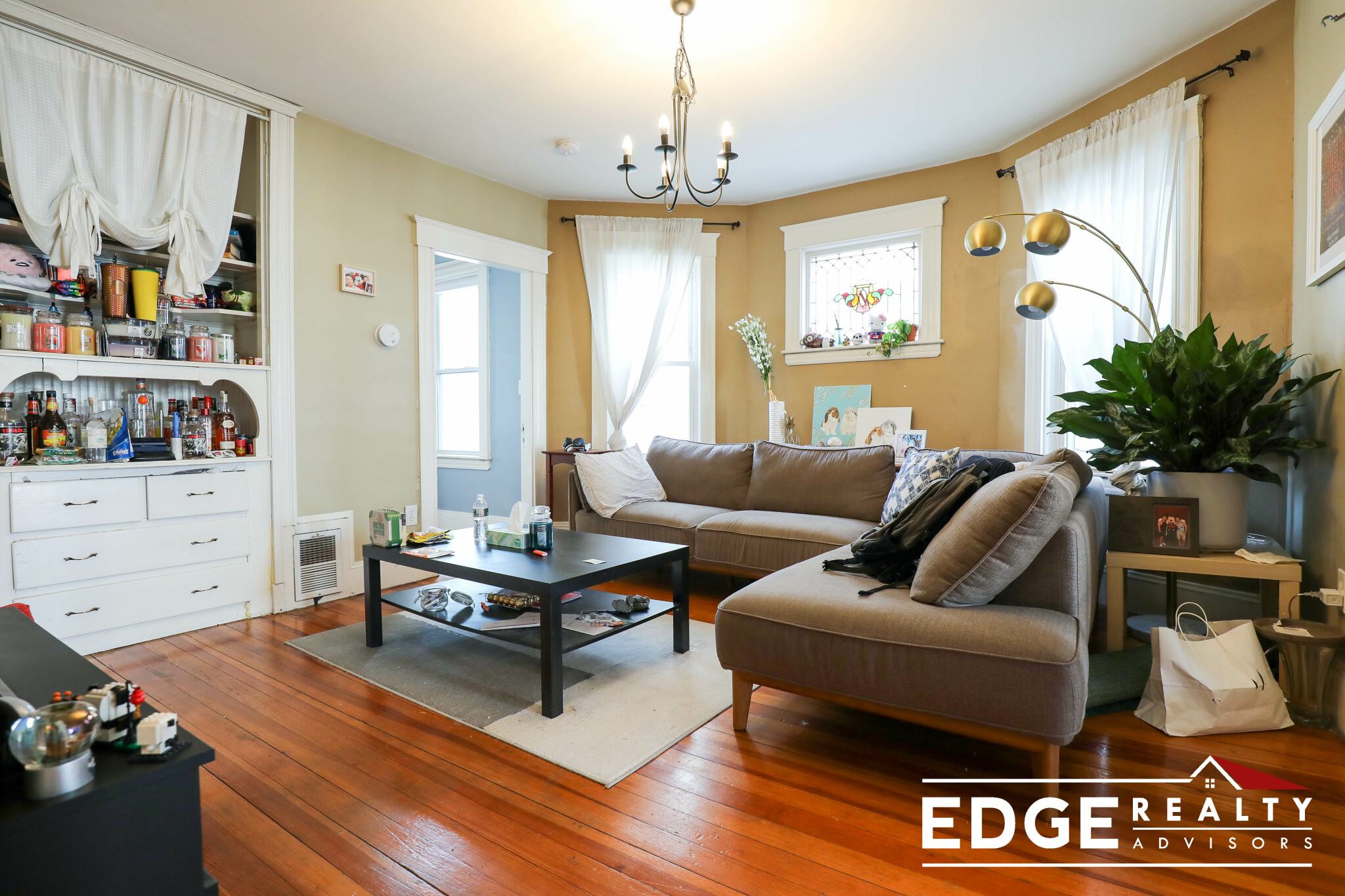 2 bed, 1 bath apartment for rent at 15 Hallam St Unit 2, Dorchester — photo 2 of 11