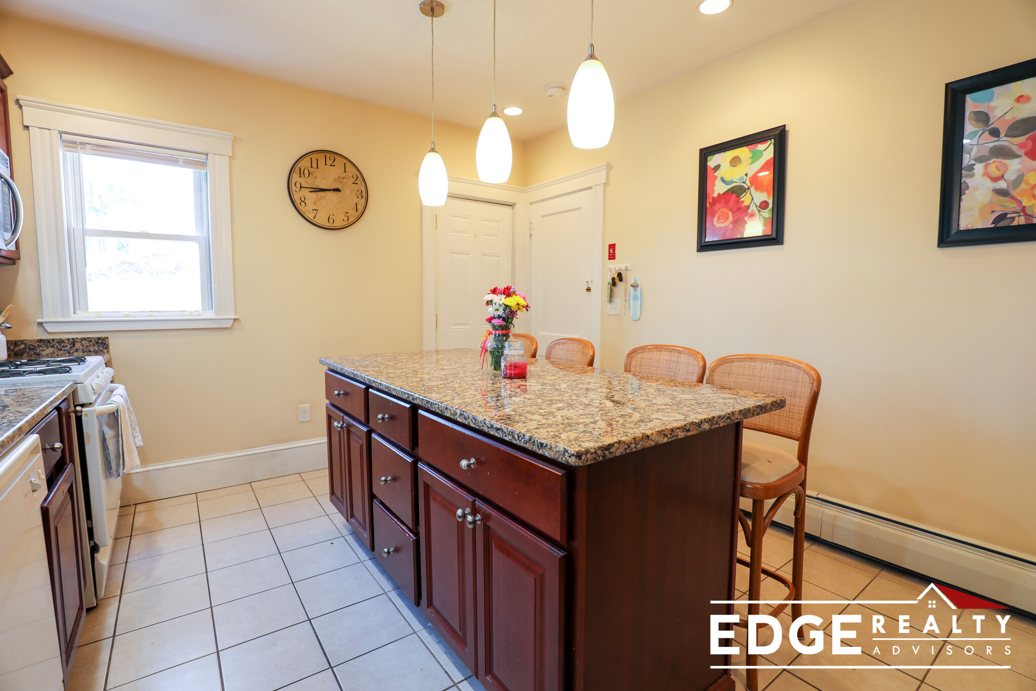 50 Atkins St, Oak Square