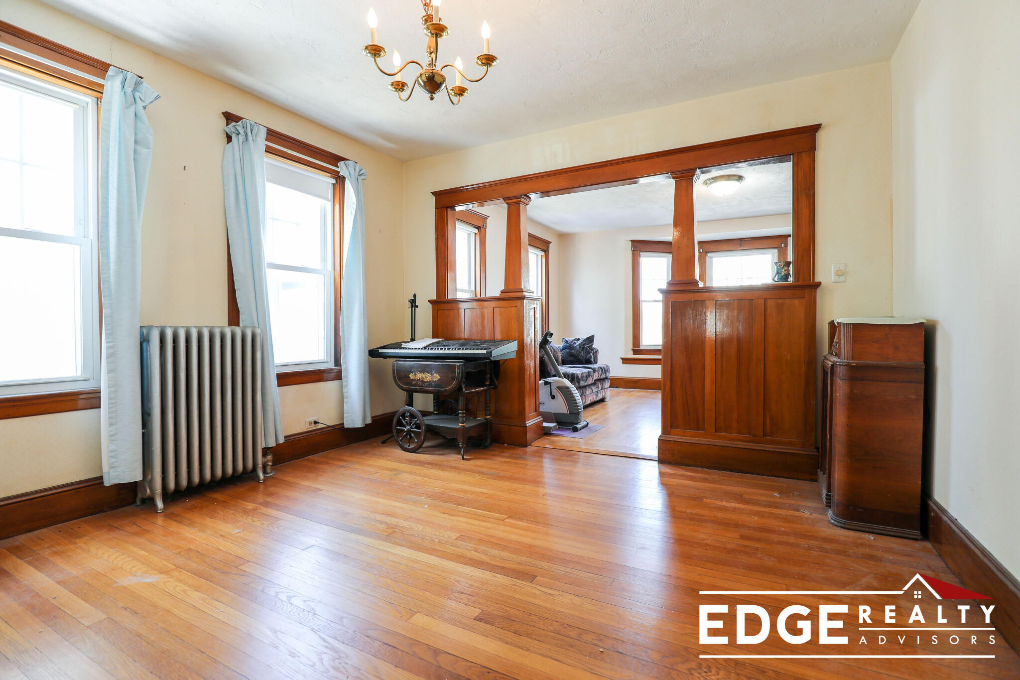 2 bed, 1 bath apartment for rent at 27 Washington Ave, Waltham — photo 5 of 10