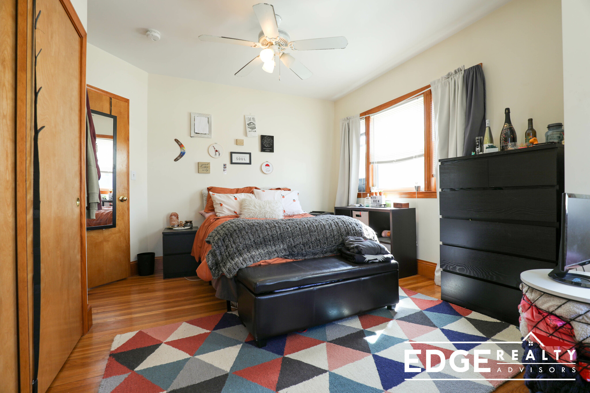 3 bed, 1.5 bath apartment for rent at 60 Glencoe St Unit 1, Brighton — photo 10 of 12