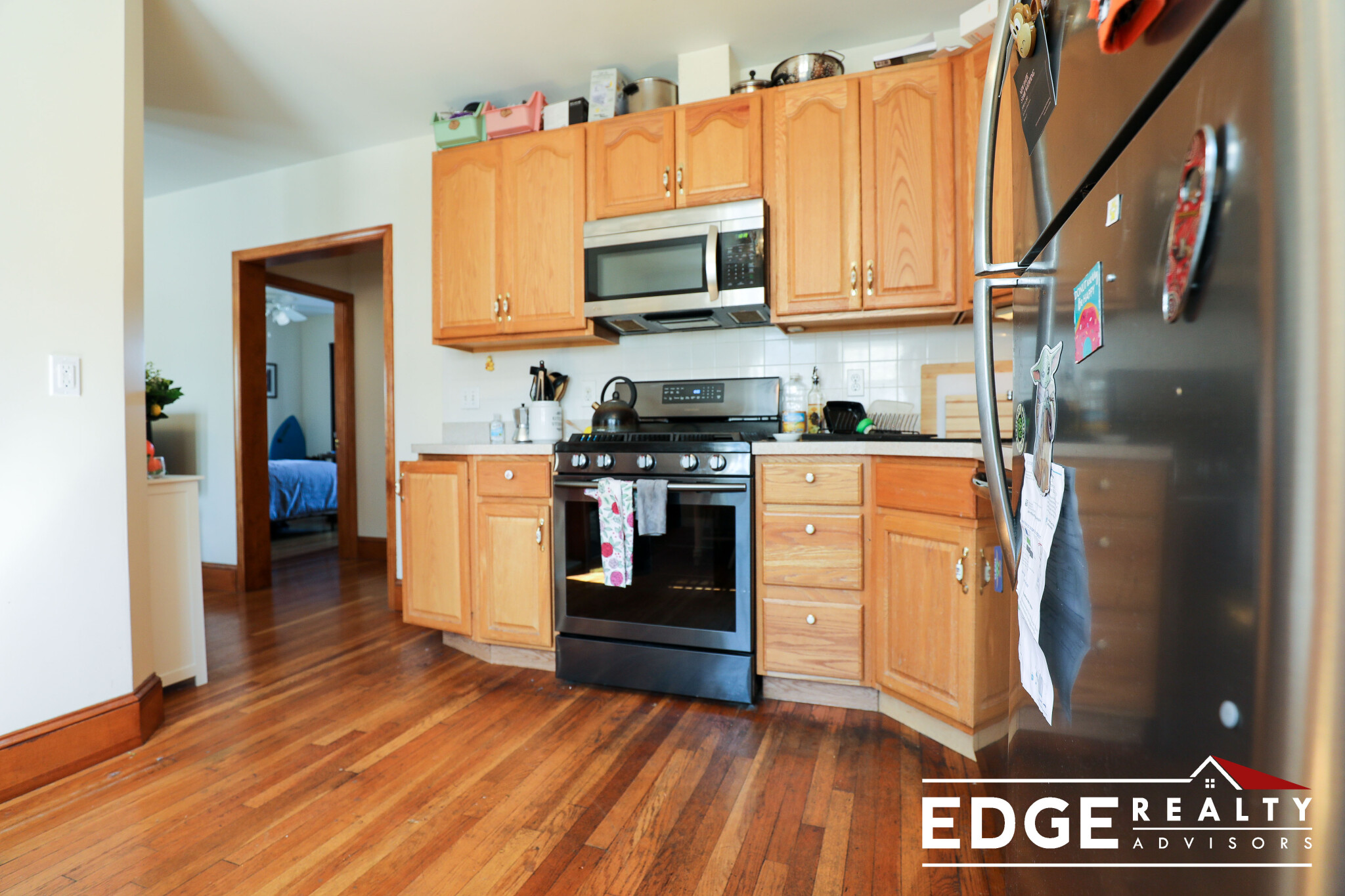 3 bed, 1.5 bath apartment for rent at 60 Glencoe St Unit 1, Brighton — photo 3 of 12