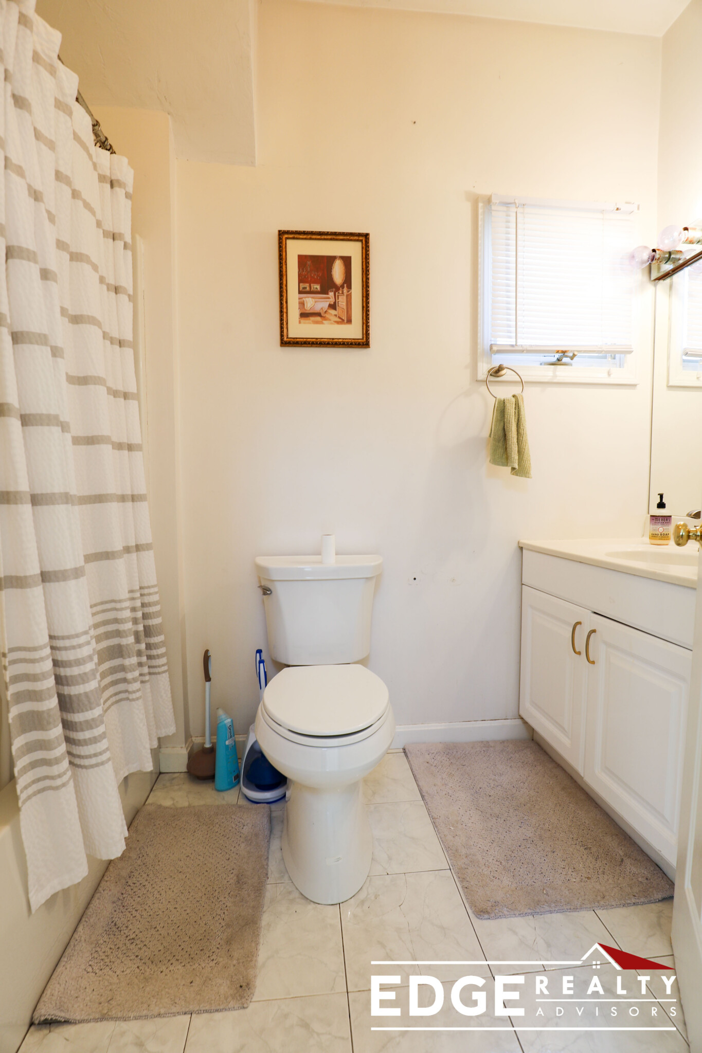 3 bed, 2.5 bath apartment for rent at 244 Allston St Unit A, Brighton — photo 10 of 13