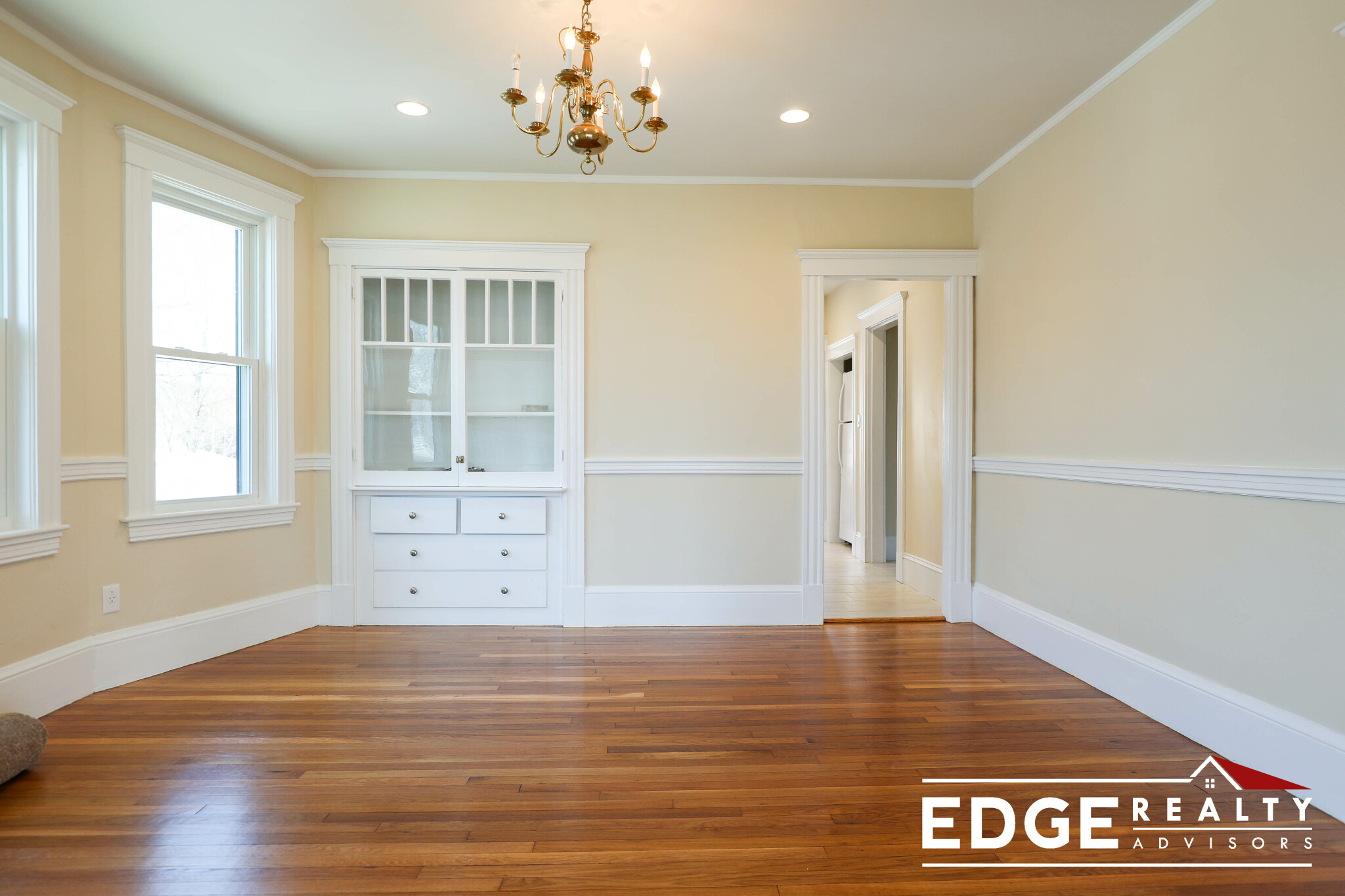 4 bed, 2 bath apartment for rent at 38 Leicester St Unit 2, Brighton — photo 4 of 14