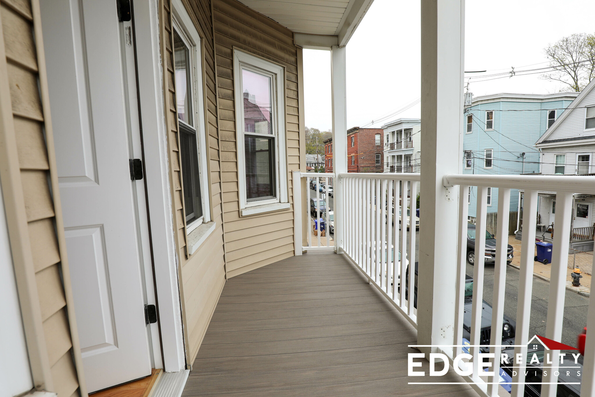 36 Brackett St, Oak Square