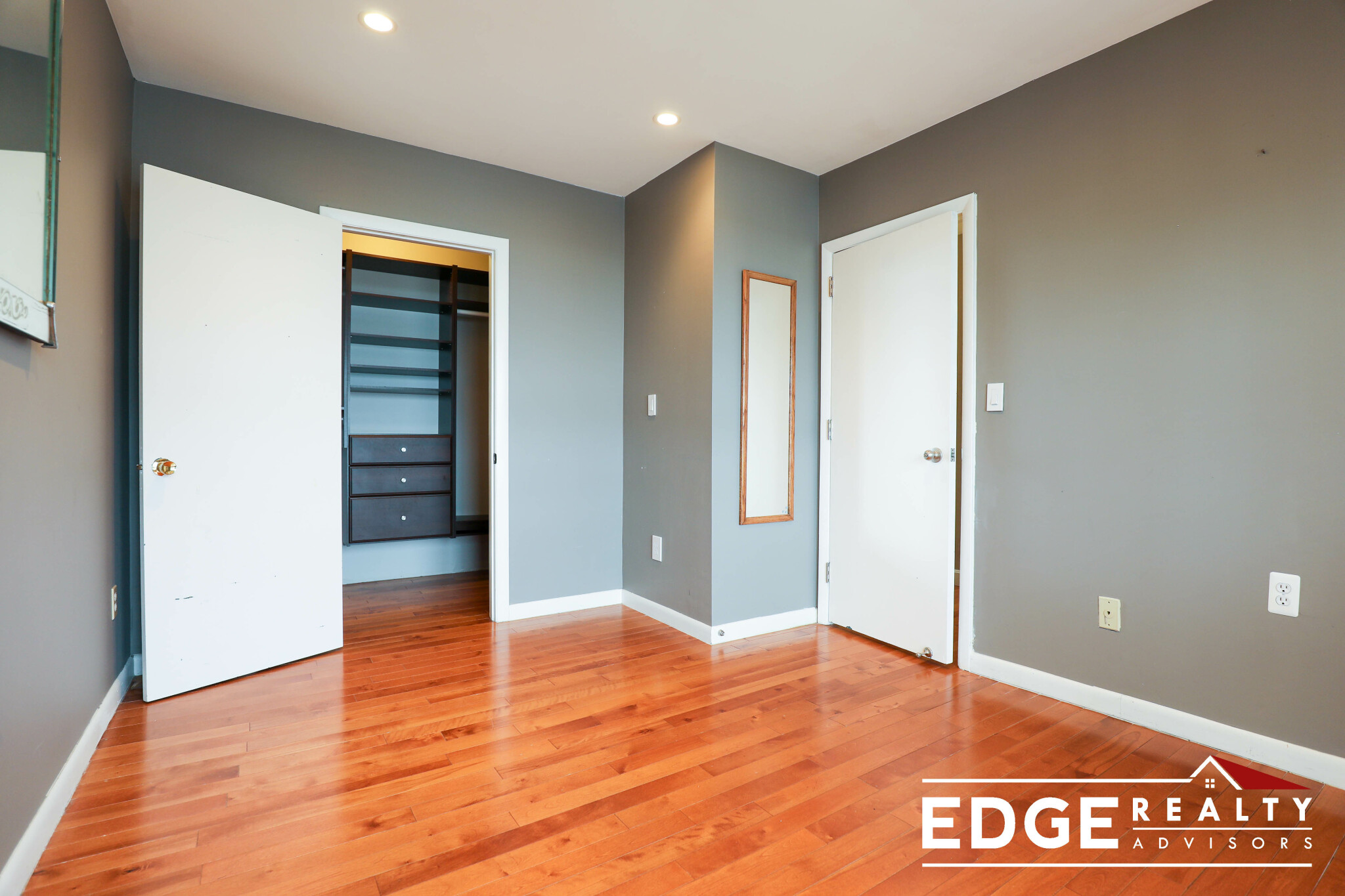 119 Whites Ave, East Watertown