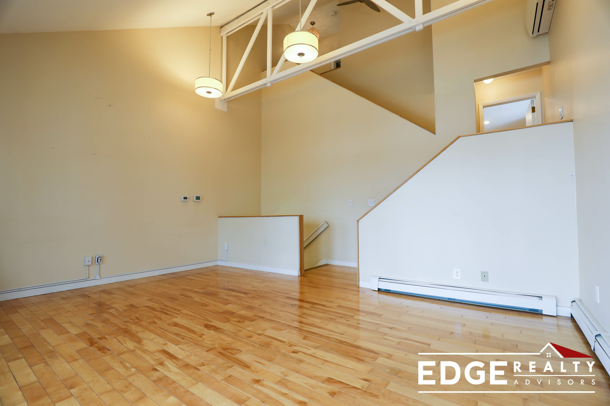 119 Whites Ave, East Watertown