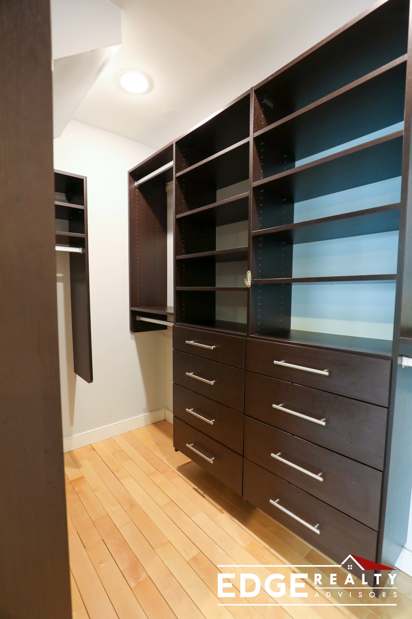 119 Whites Ave, East Watertown