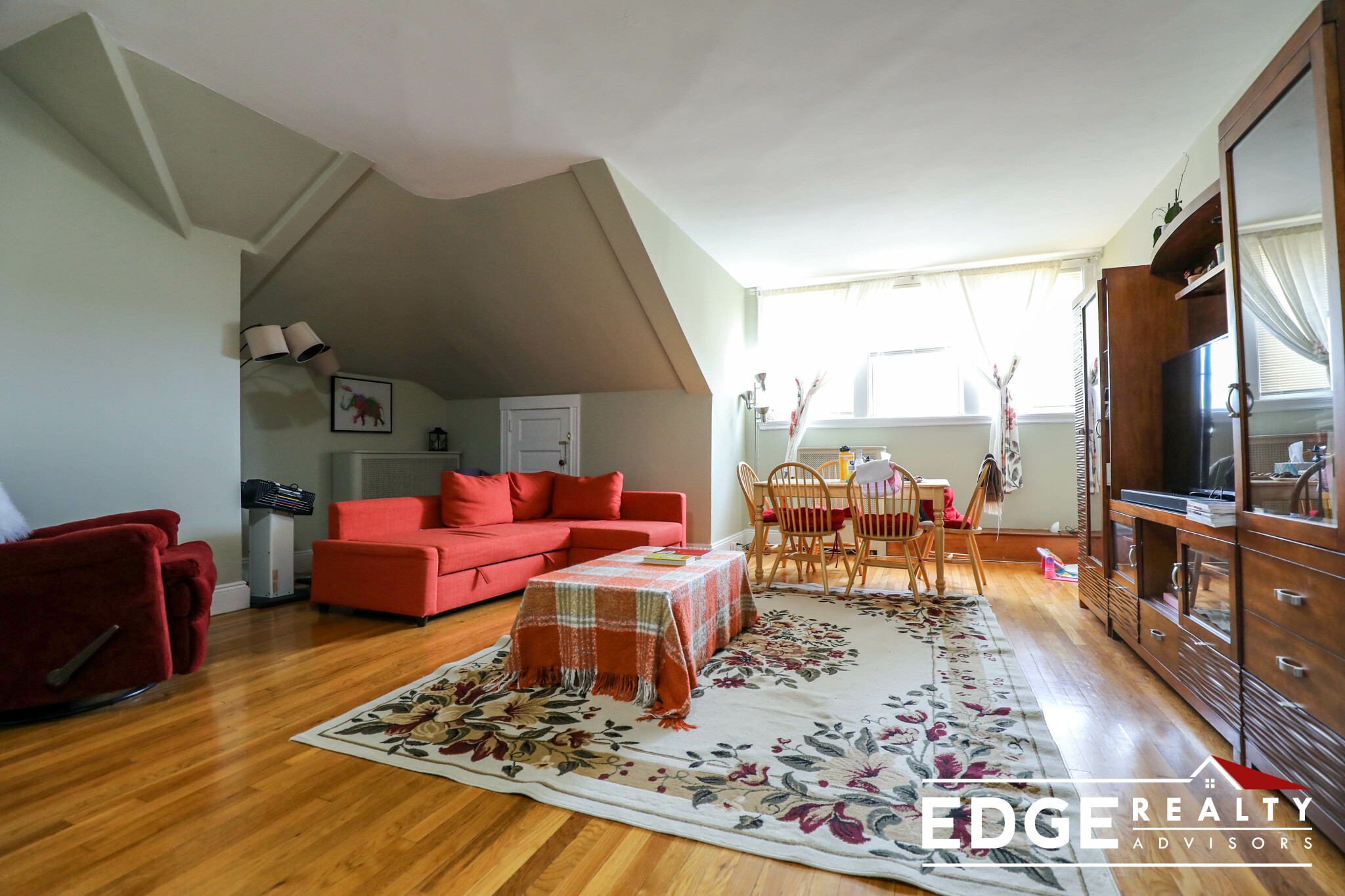 2 bed, 1 bath apartment for rent at 1772 Commonwealth Ave Unit 3, Brighton — photo 4 of 7