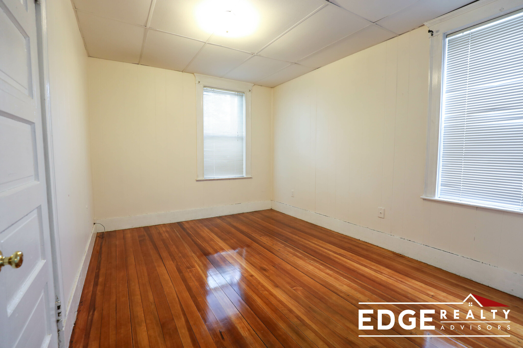 3 bed, 1 bath apartment for rent at 73 Easton St Unit 2, Allston — photo 4 of 6