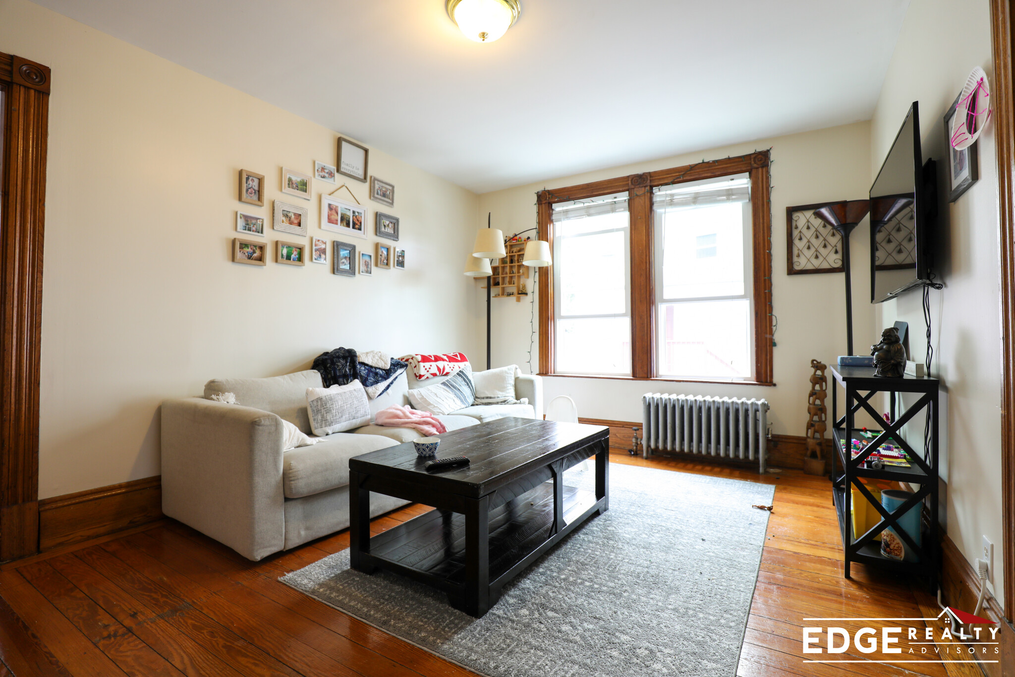 3 bed, 1 bath apartment for rent at 17 Falkland St Unit 1, Brighton — photo 5 of 14