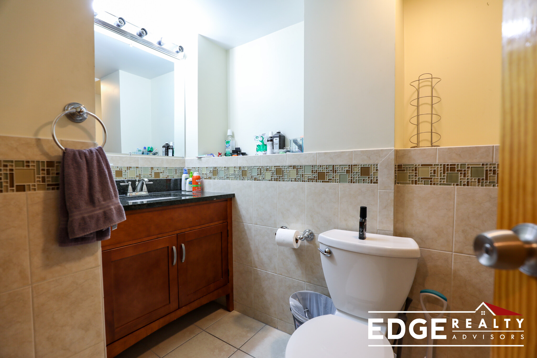 5 bed, 2 bath apartment for rent at 1524 Commonwealth Ave Unit 1, Brighton — photo 14 of 16