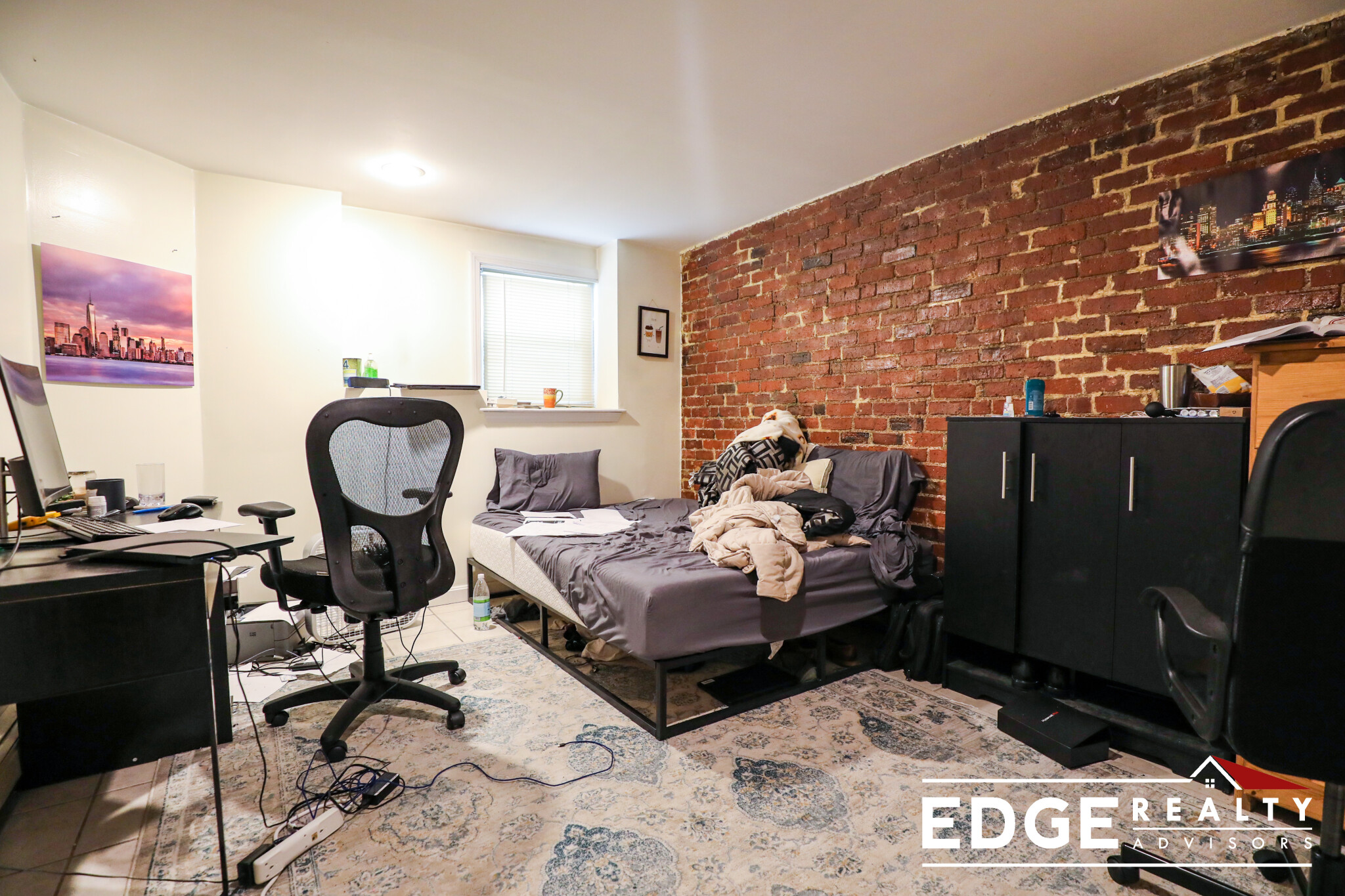 5 bed, 2 bath apartment for rent at 1524 Commonwealth Ave Unit 1, Brighton — photo 13 of 16