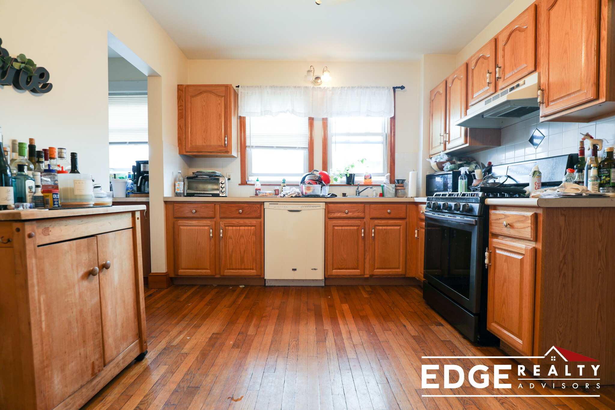 3 bed, 1 bath apartment for rent at 29 Morrow Rd Unit 2, Brighton — photo 1 of 12
