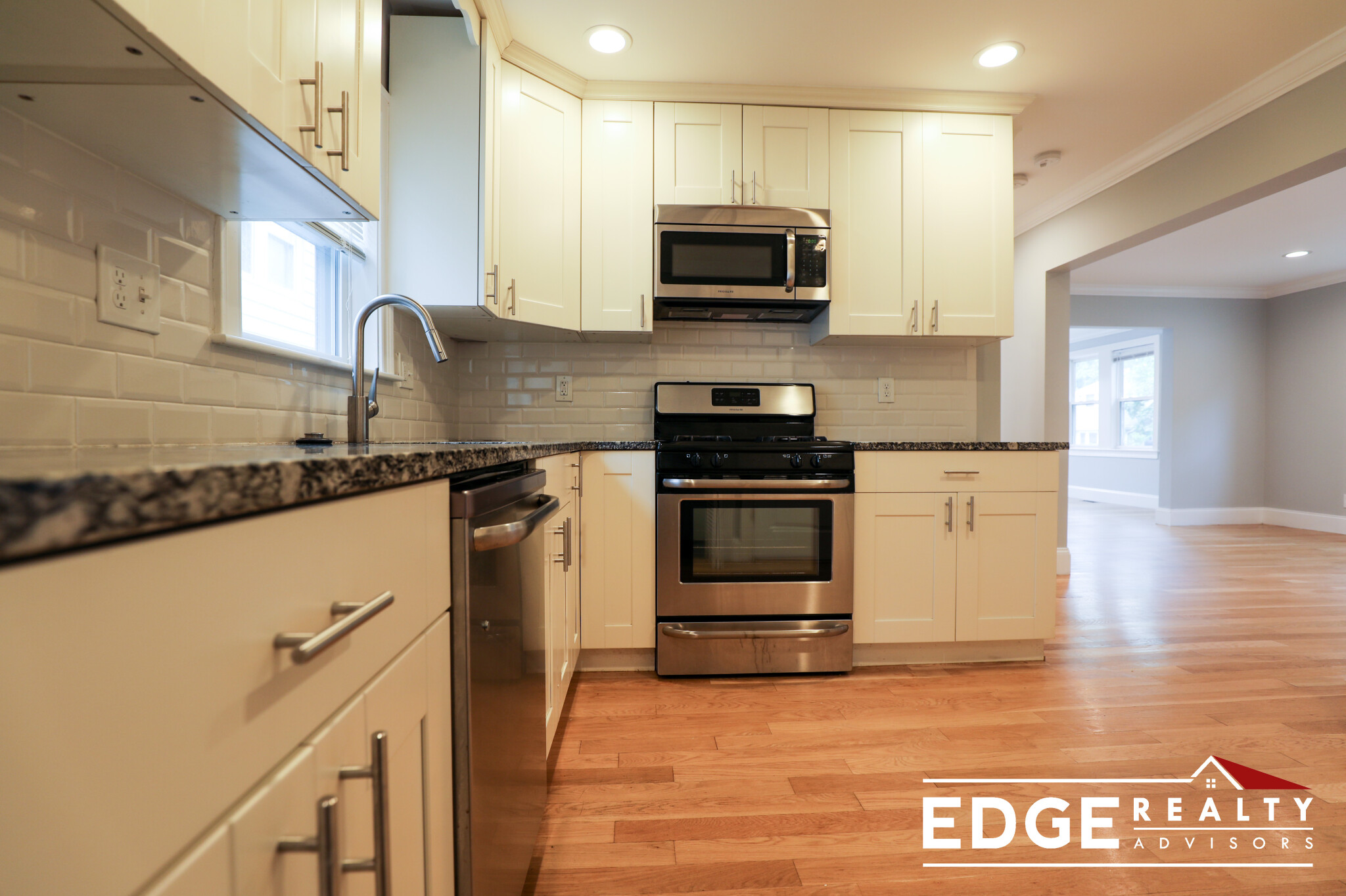2 bed, 1 bath apartment for rent at 117 Highland Ave Unit 1, Watertown — photo 1 of 10