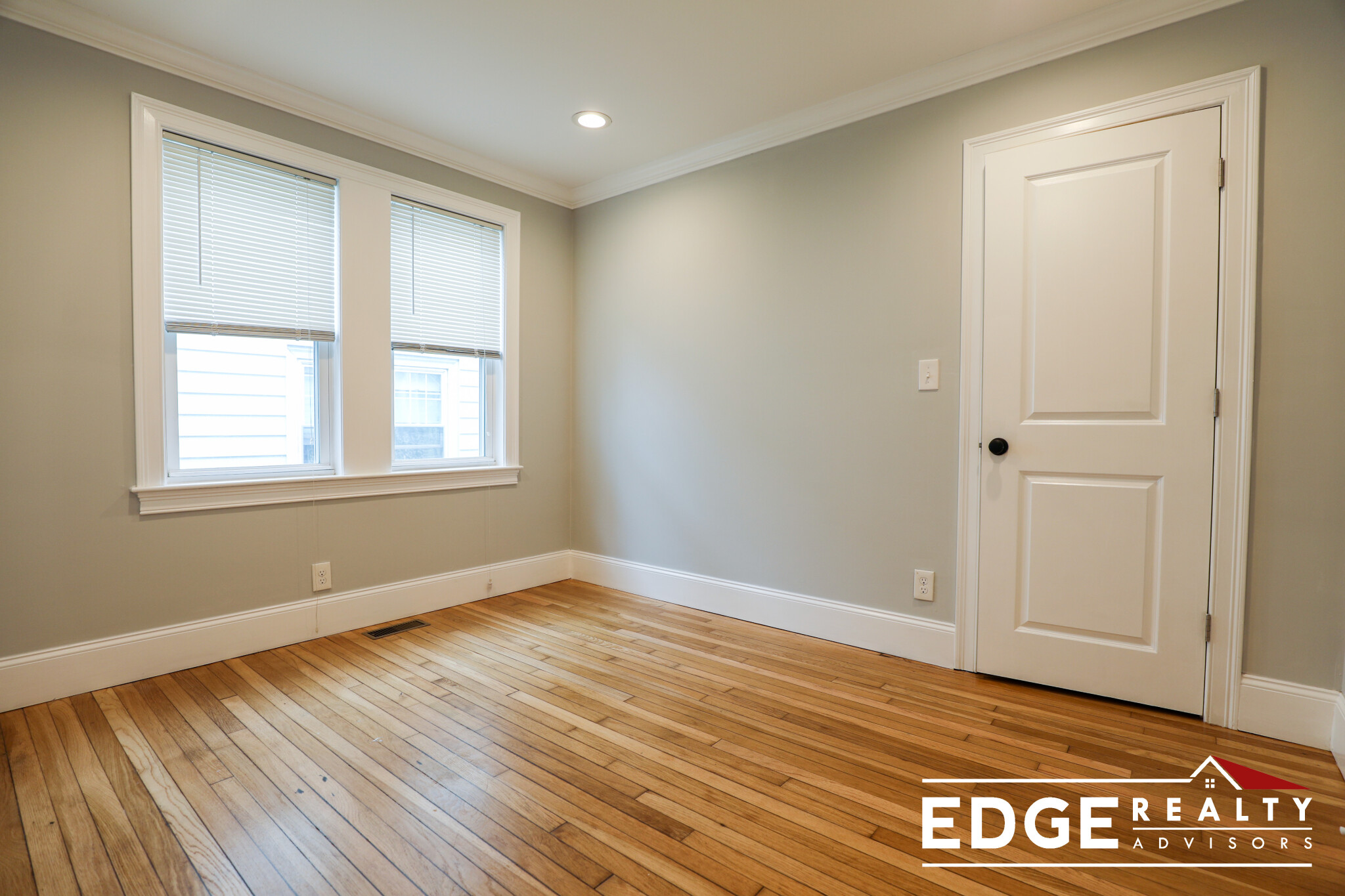 2 bed, 1 bath apartment for rent at 117 Highland Ave Unit 1, Watertown — photo 7 of 10