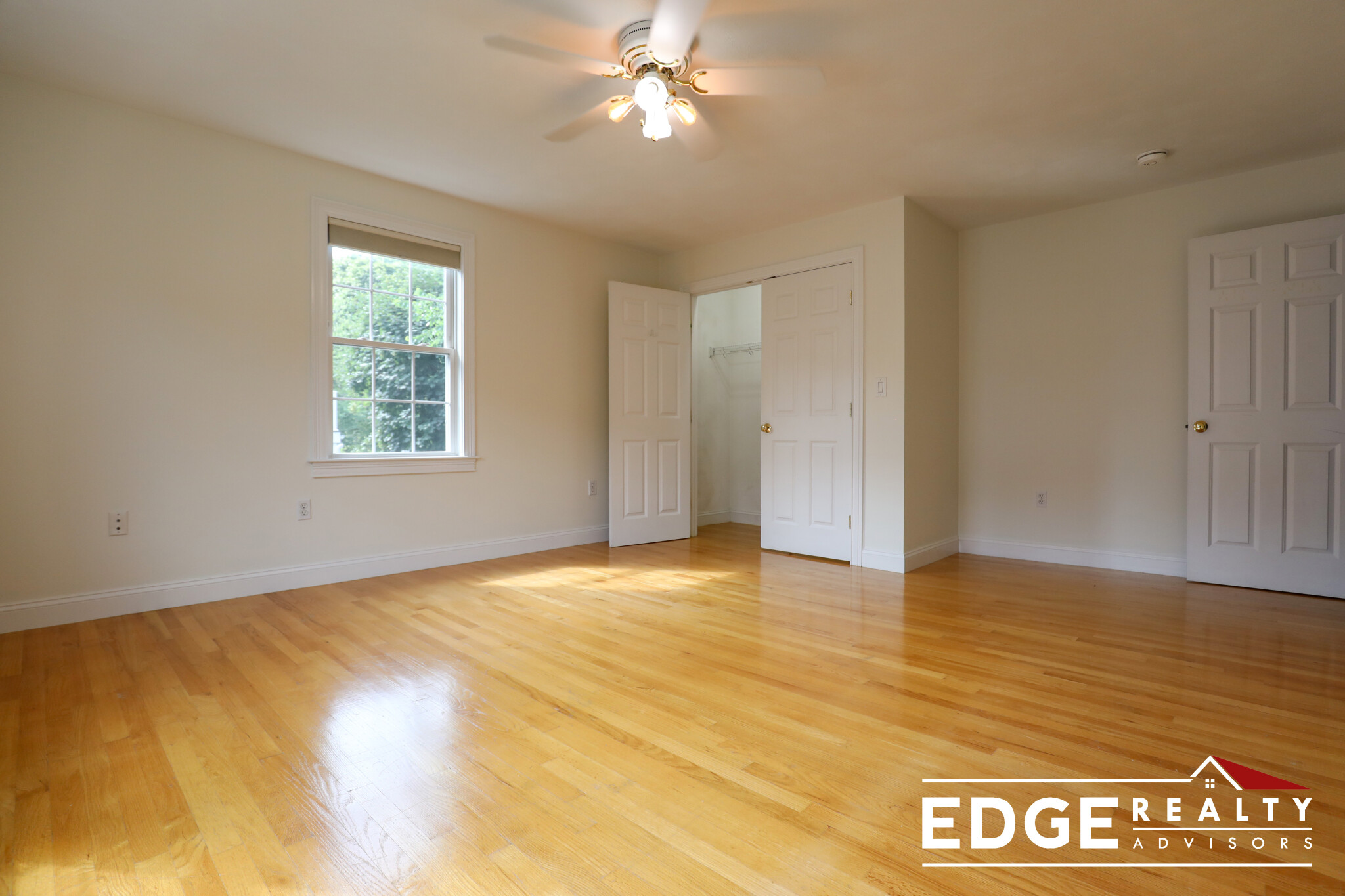 3 bed, 2.5 bath apartment for rent at 121 Nonantum St Unit 1A, Brighton — photo 14 of 18