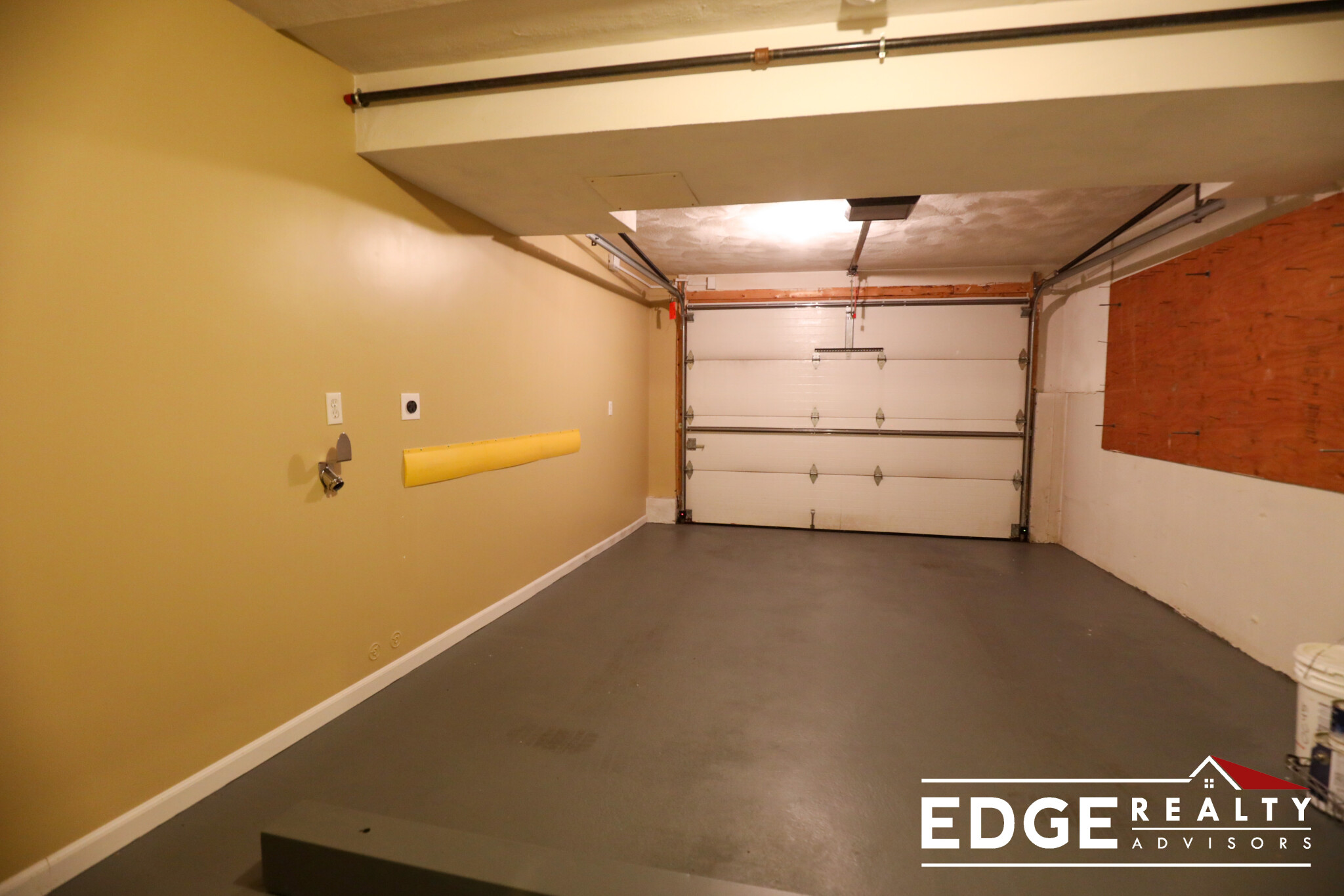 3 bed, 2.5 bath apartment for rent at 121 Nonantum St Unit 1A, Brighton — photo 9 of 18