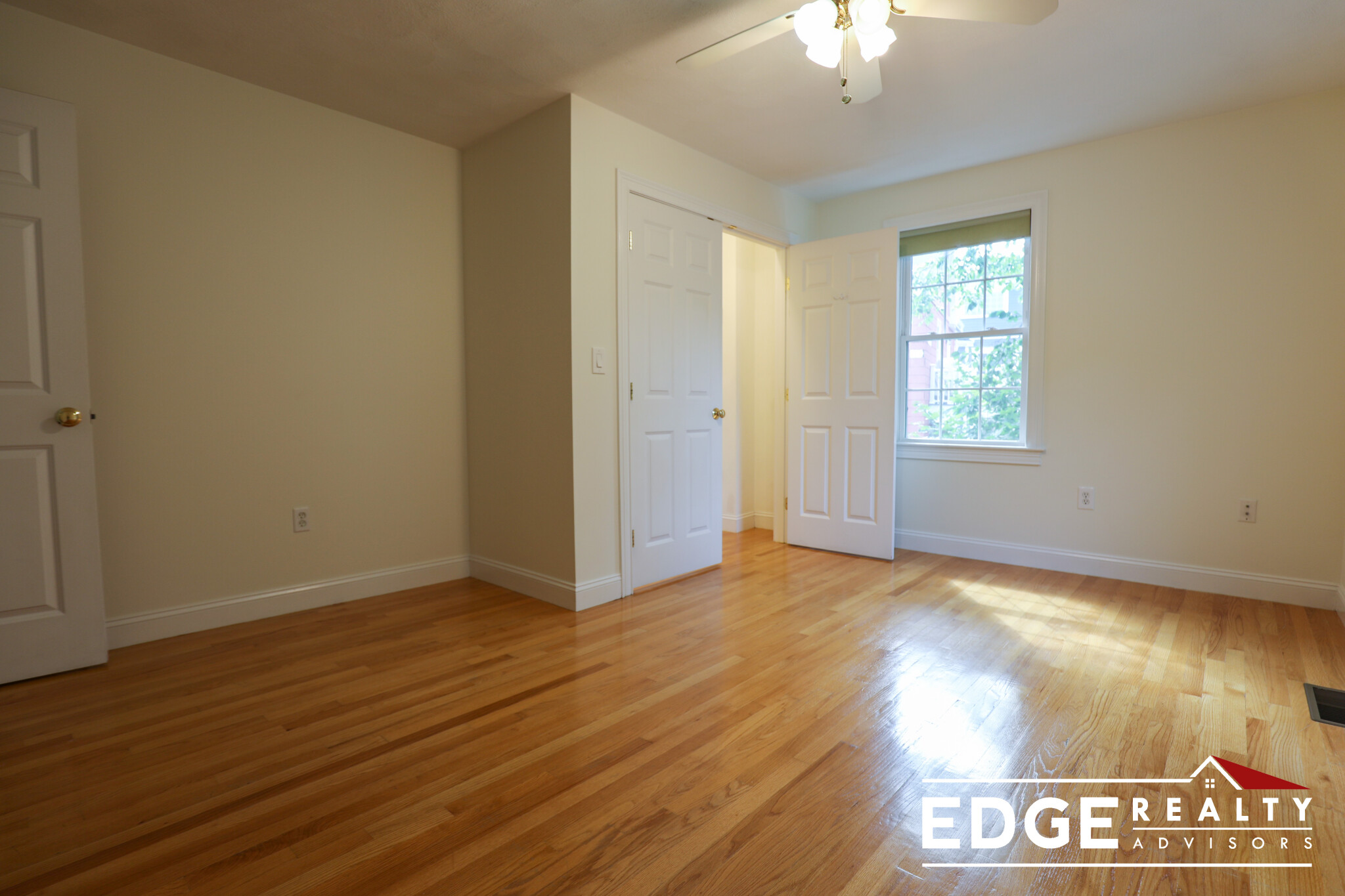 3 bed, 2.5 bath apartment for rent at 121 Nonantum St Unit 1A, Brighton — photo 11 of 18