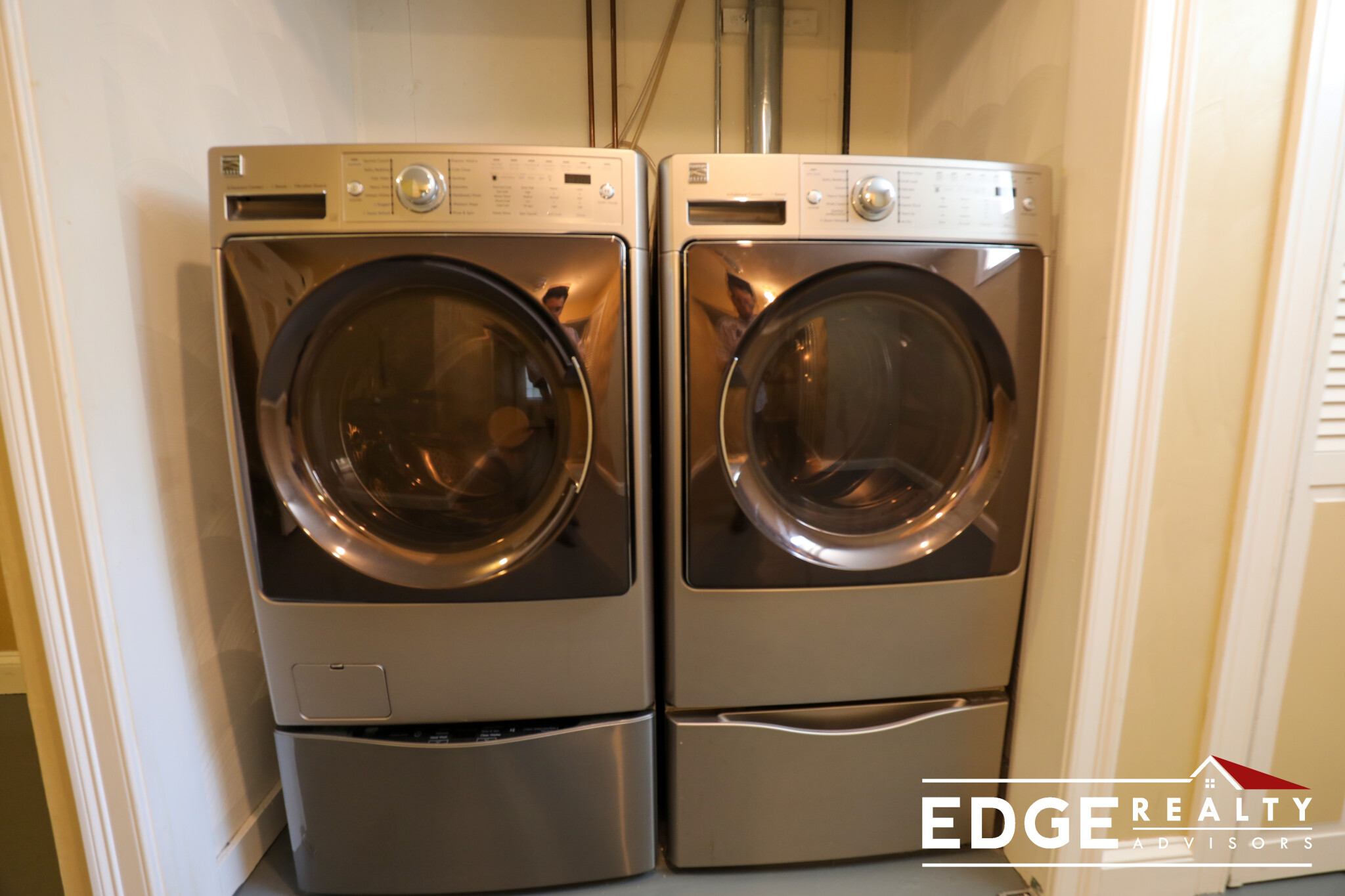 3 bed, 2.5 bath apartment for rent at 121 Nonantum St Unit 1A, Brighton — photo 6 of 18