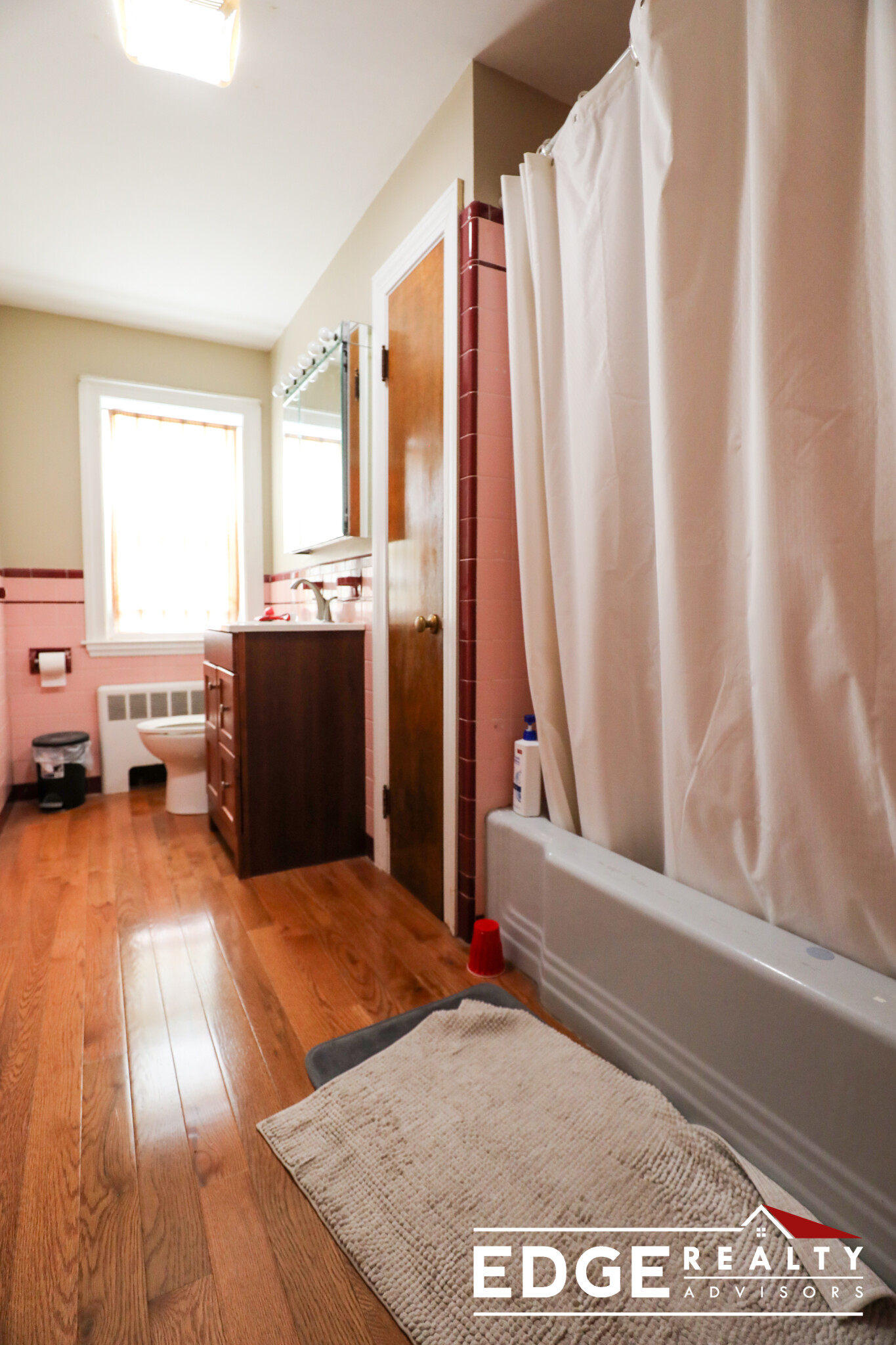 3 bed, 1 bath apartment for rent at 7 Allen Rd, Brighton — photo 6 of 8