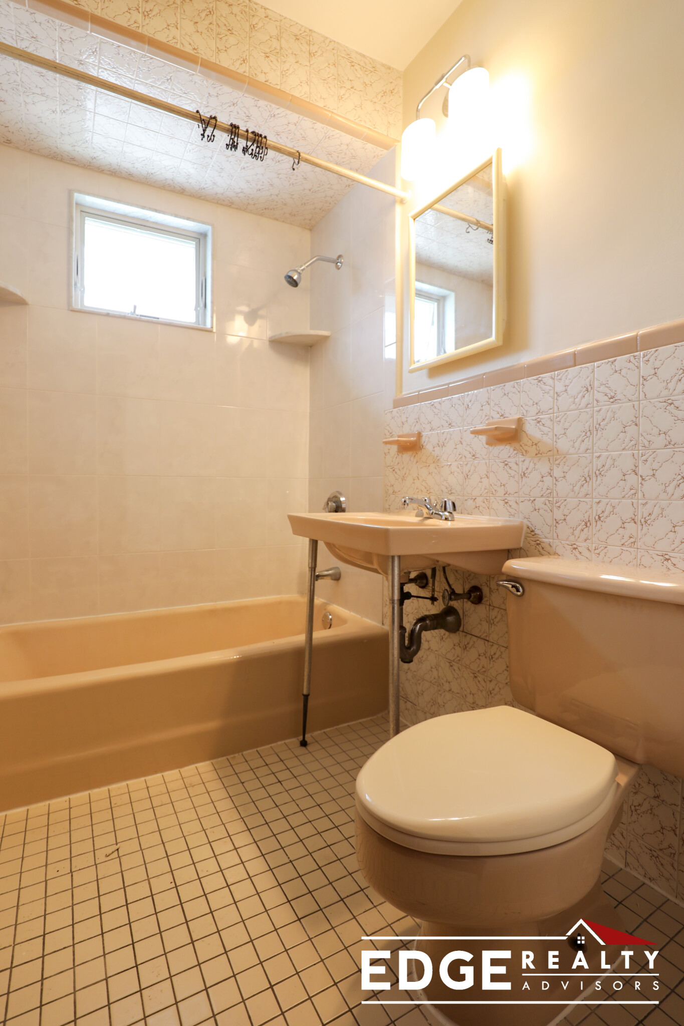 2 bed, 1 bath apartment for rent at 66 Breck Ave Unit 2, Brighton — photo 8 of 10