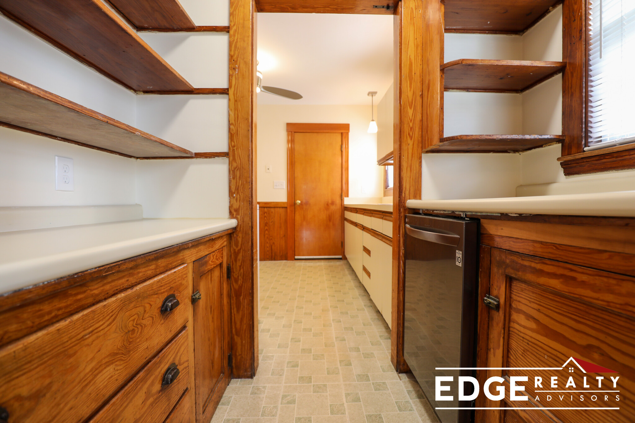 2 bed, 1 bath apartment for rent at 66 Breck Ave Unit 2, Brighton — photo 3 of 10